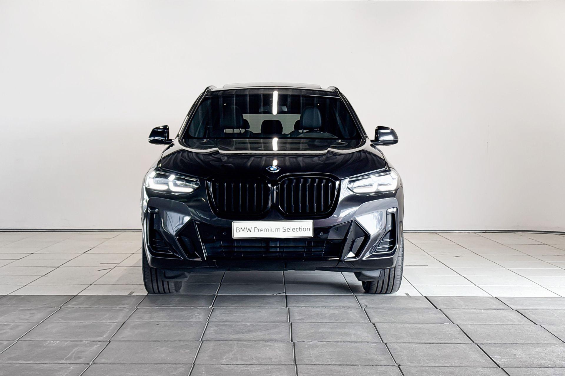 Foto van BMW X3 Xdrive30e