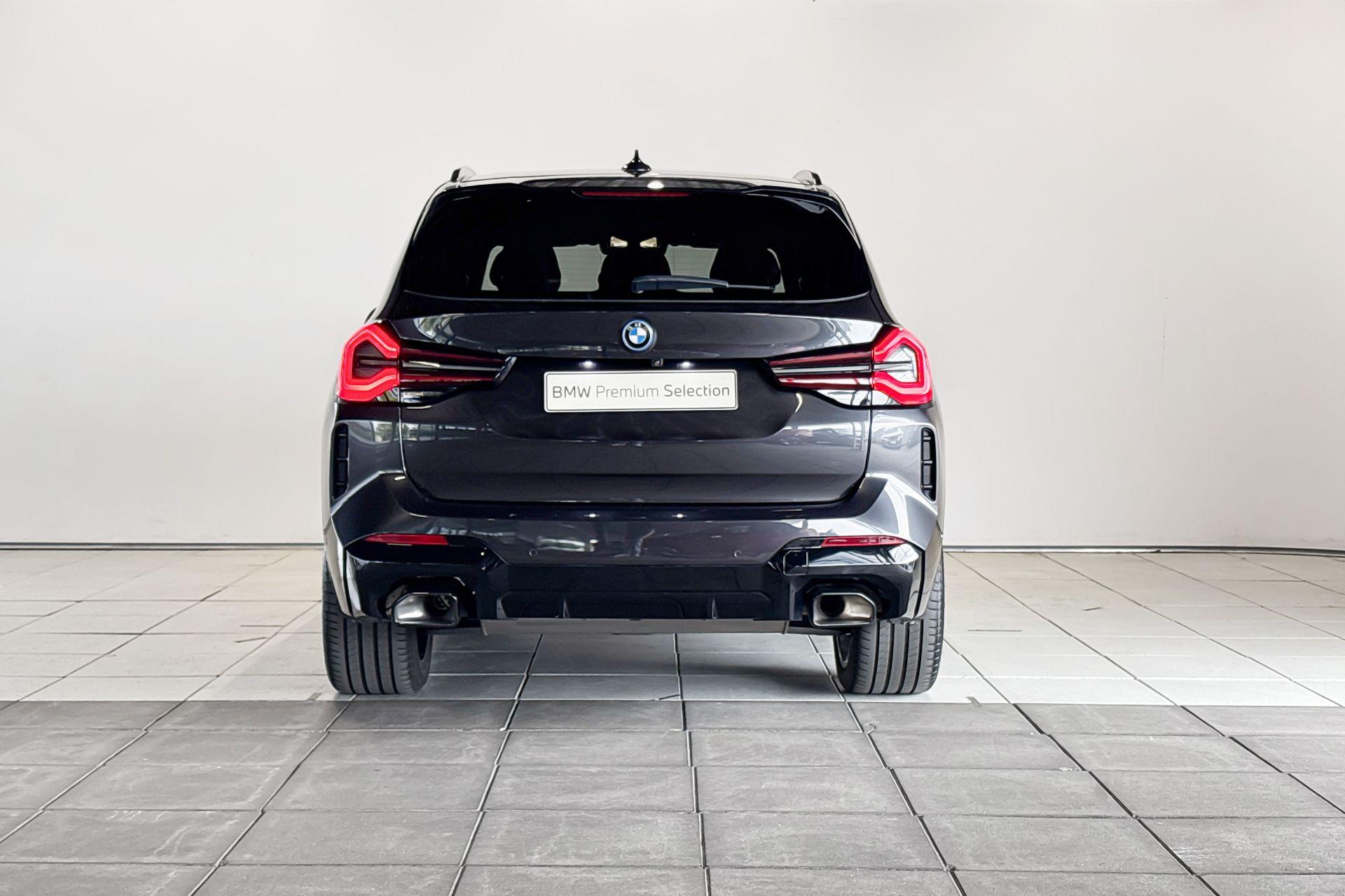 Foto van BMW X3 Xdrive30e