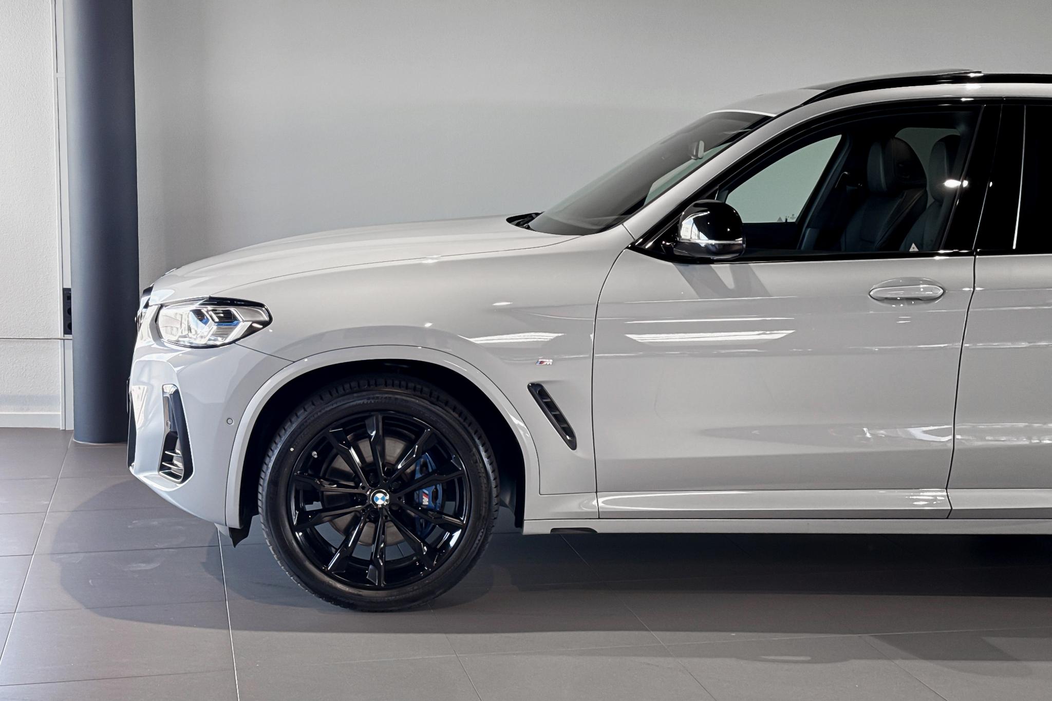 Foto van BMW X3 M40i