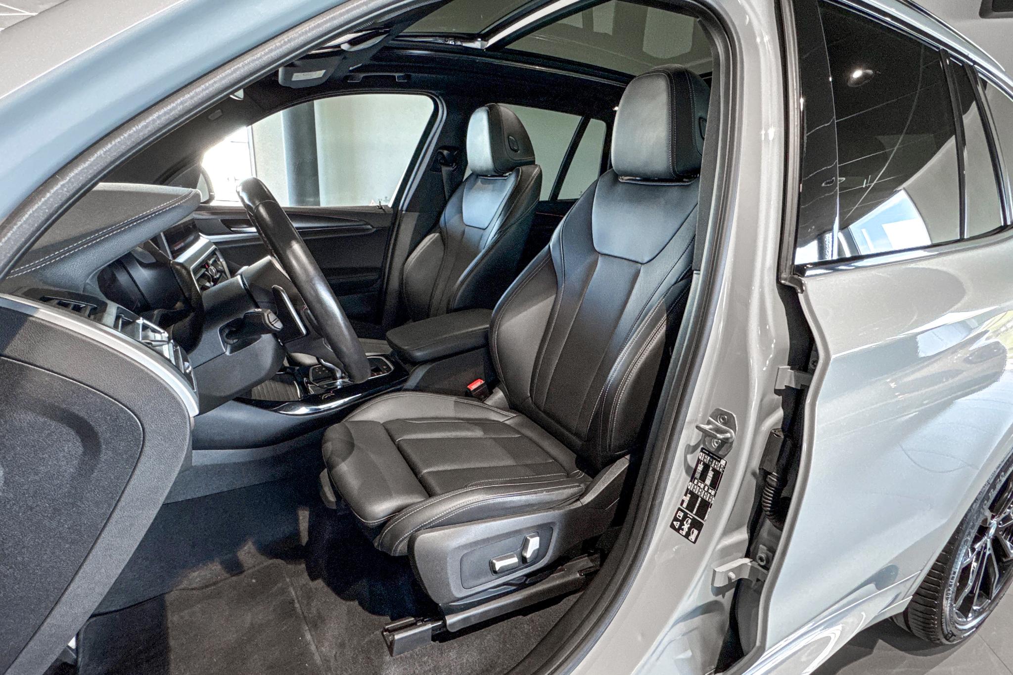Foto van BMW X3 M40i