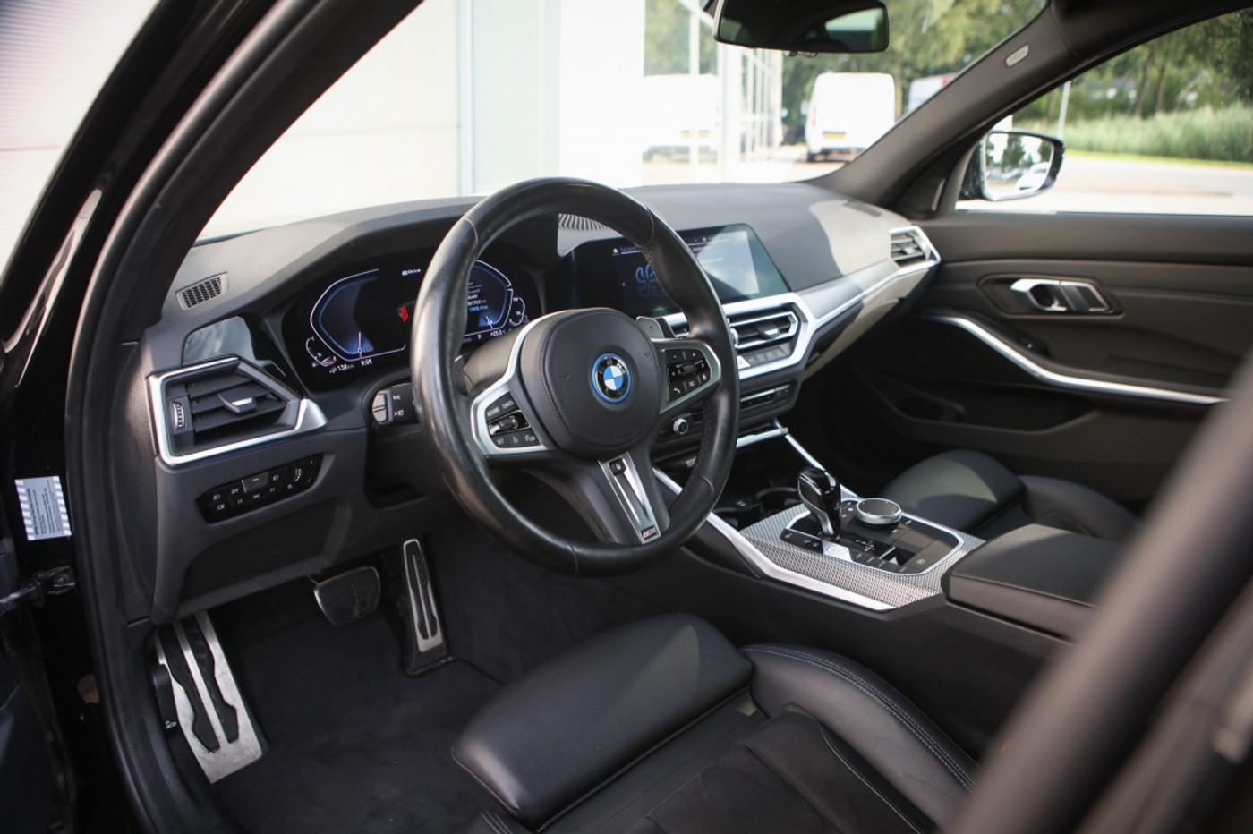 Foto van BMW 330e