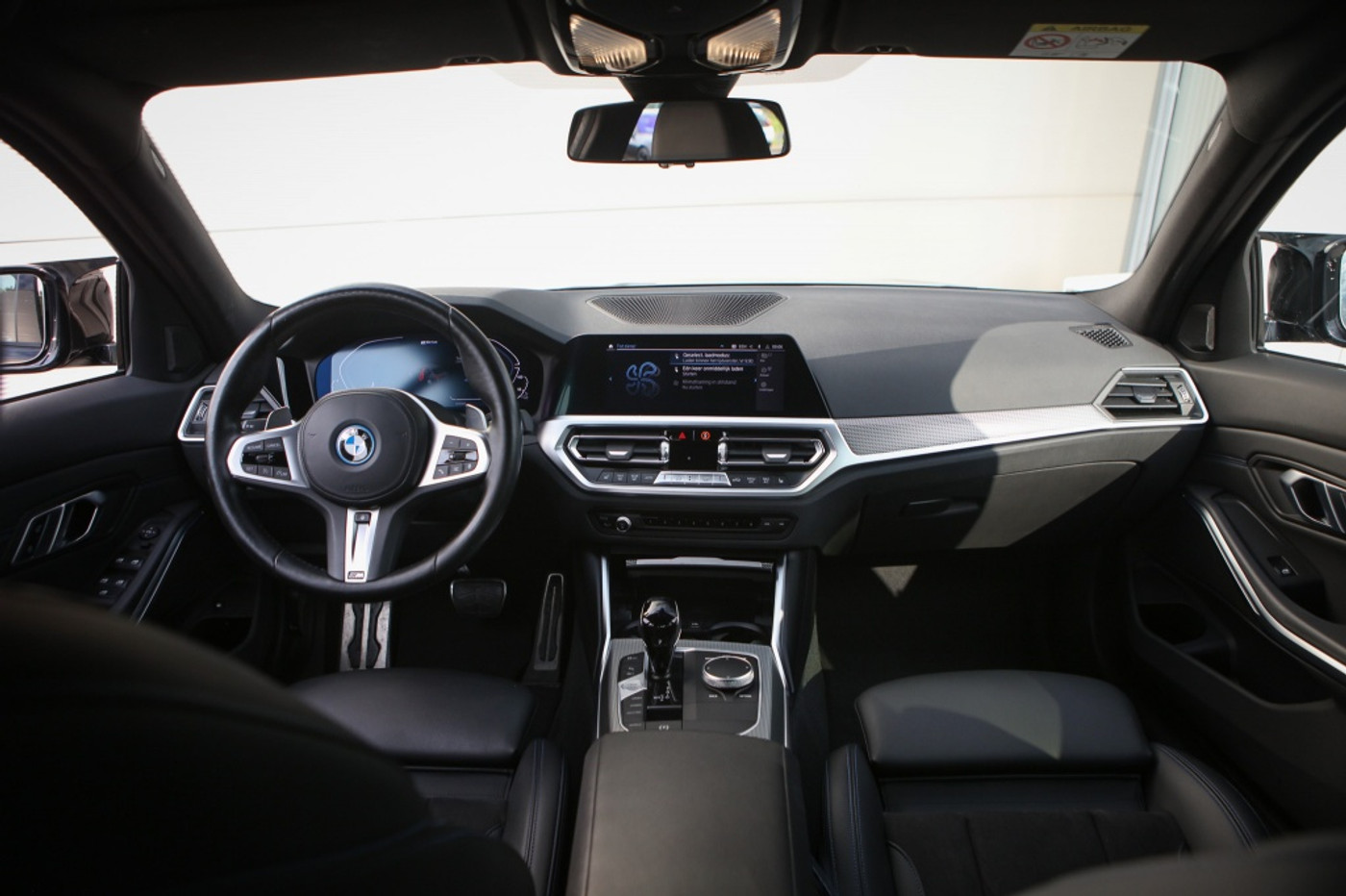 Foto van BMW 330e