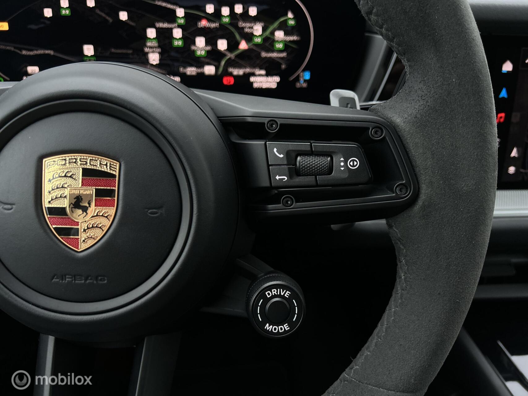 Foto van Porsche Cayenne E-hybrid