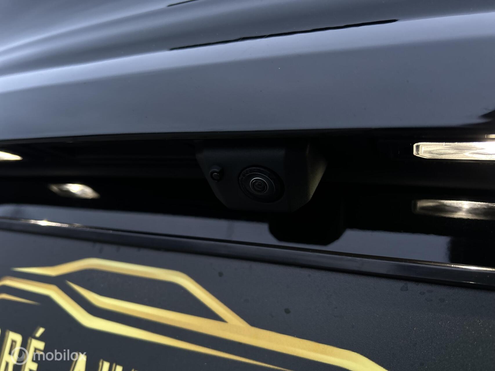 Foto van Porsche Cayenne E-hybrid