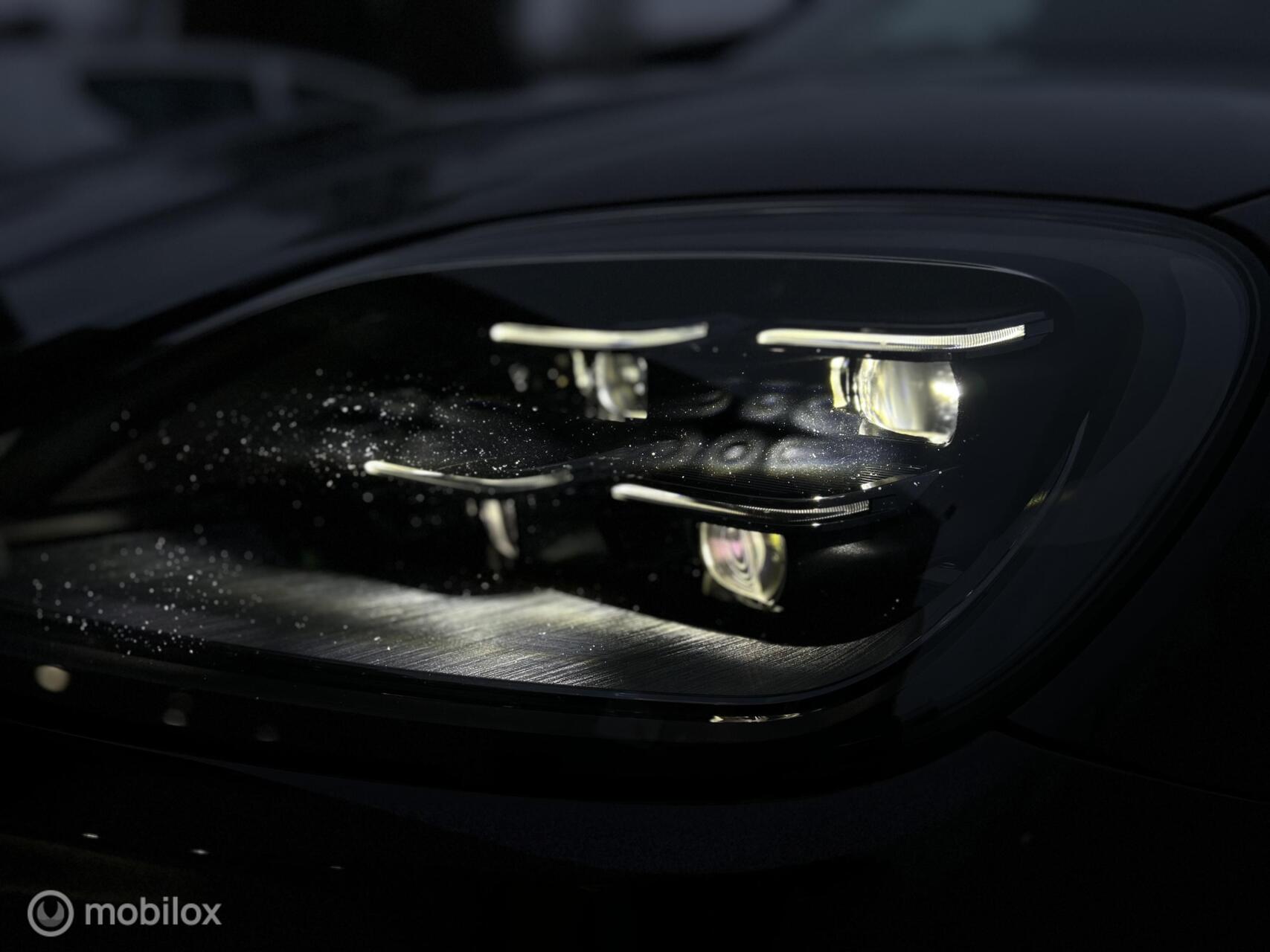 Foto van Porsche Cayenne E-hybrid