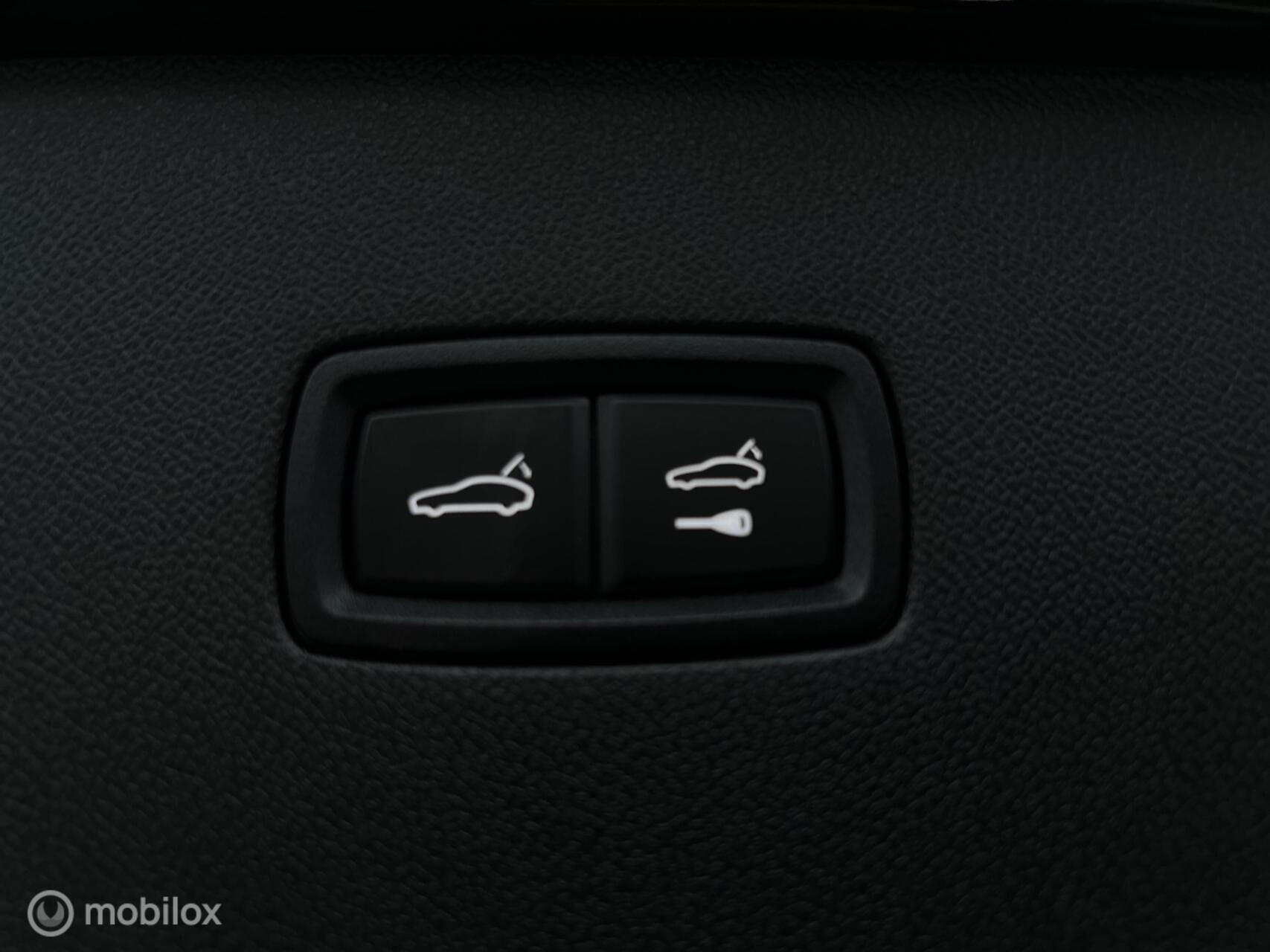 Foto van Porsche Cayenne E-hybrid