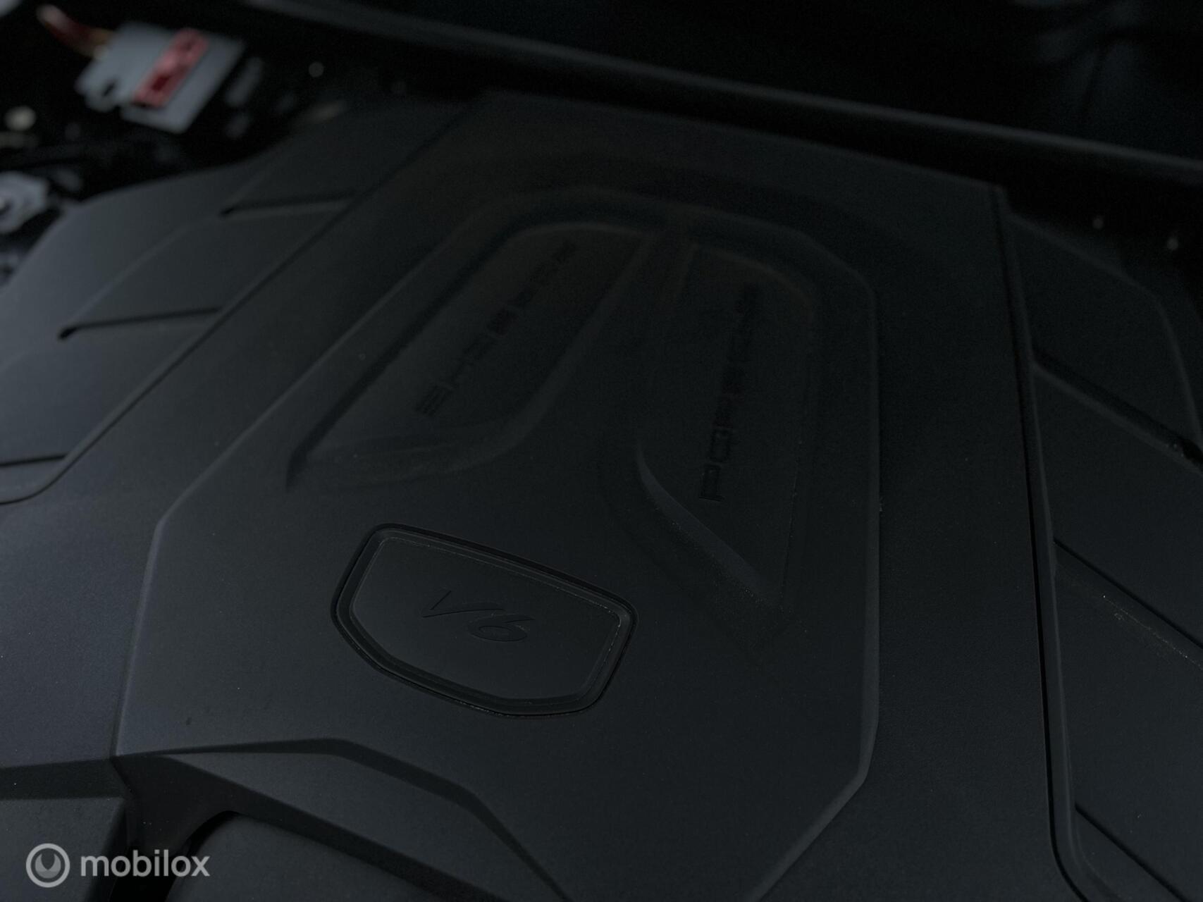 Foto van Porsche Cayenne E-hybrid