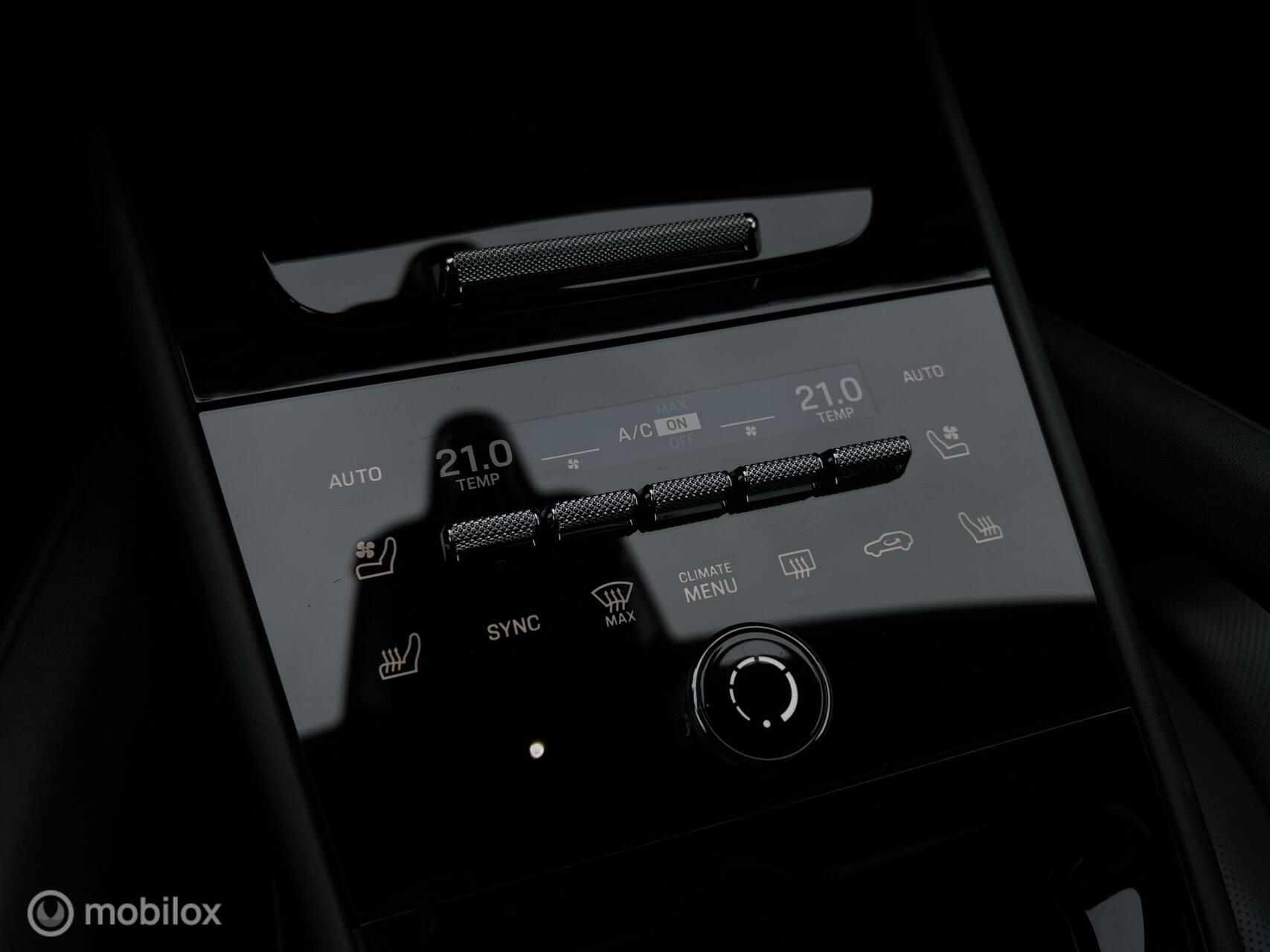Foto van Porsche Cayenne E-hybrid