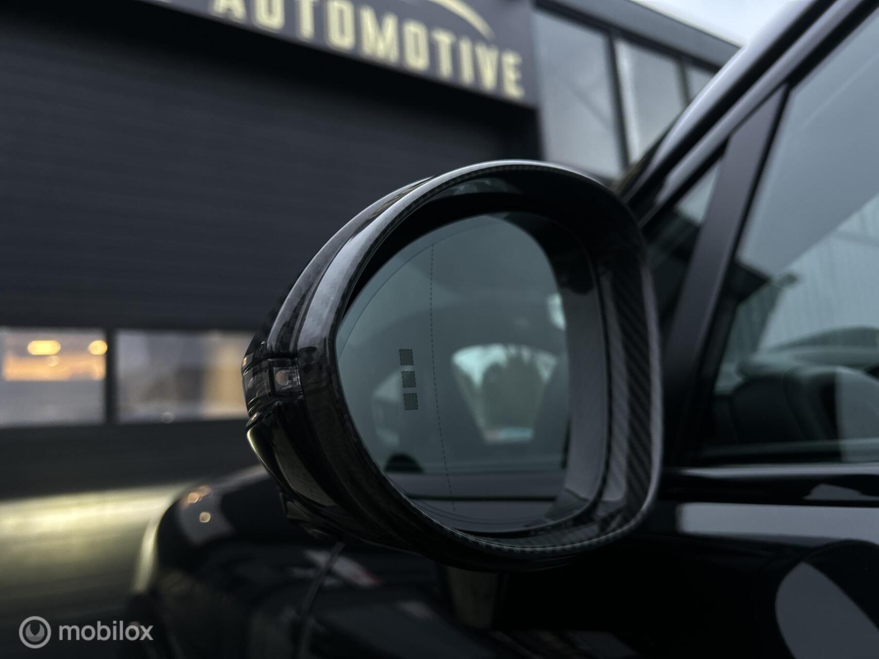 Foto van Porsche Cayenne E-hybrid