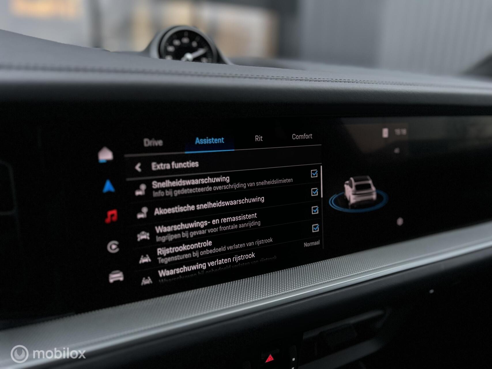 Foto van Porsche Cayenne E-hybrid