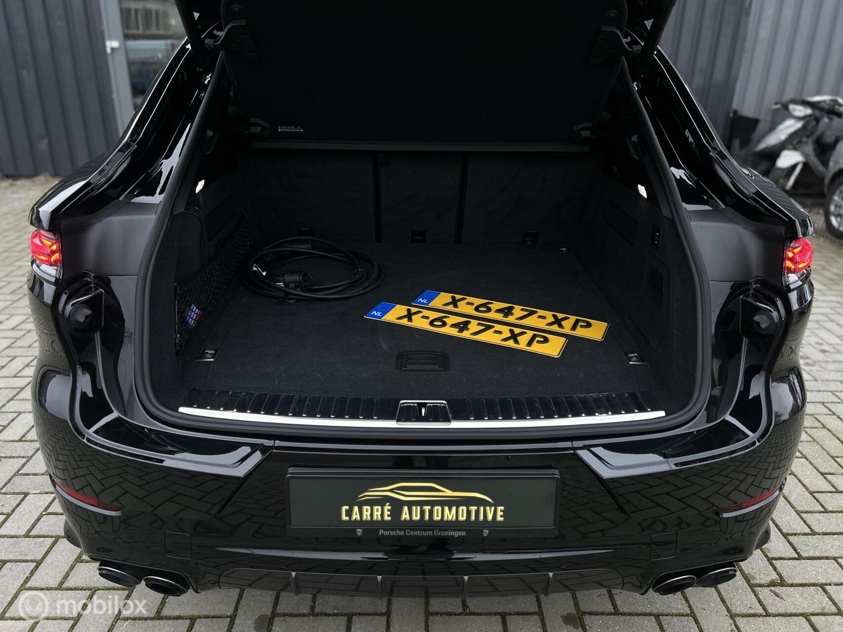 Foto van Porsche Cayenne E-hybrid