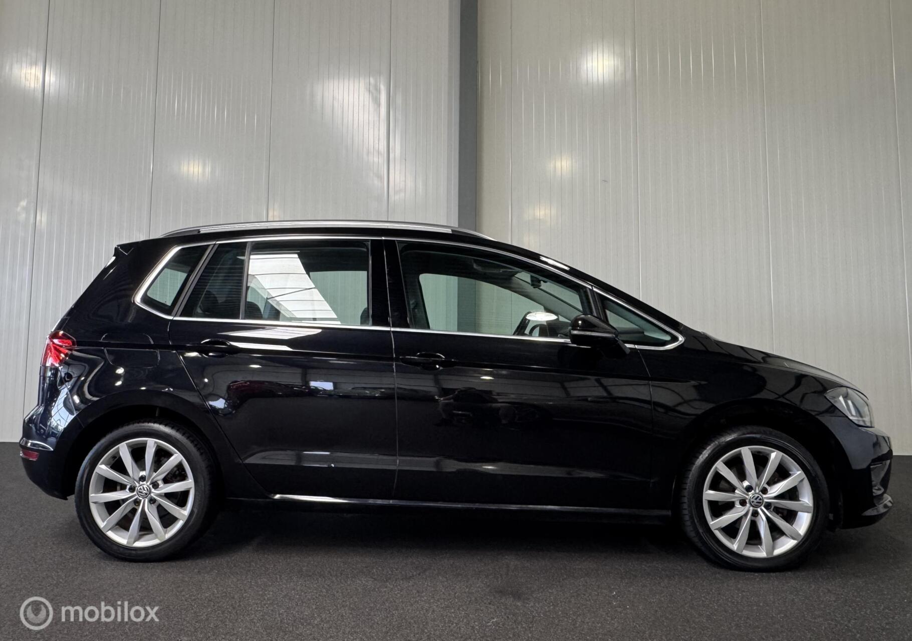 Foto van Volkswagen Golf Sportsvan