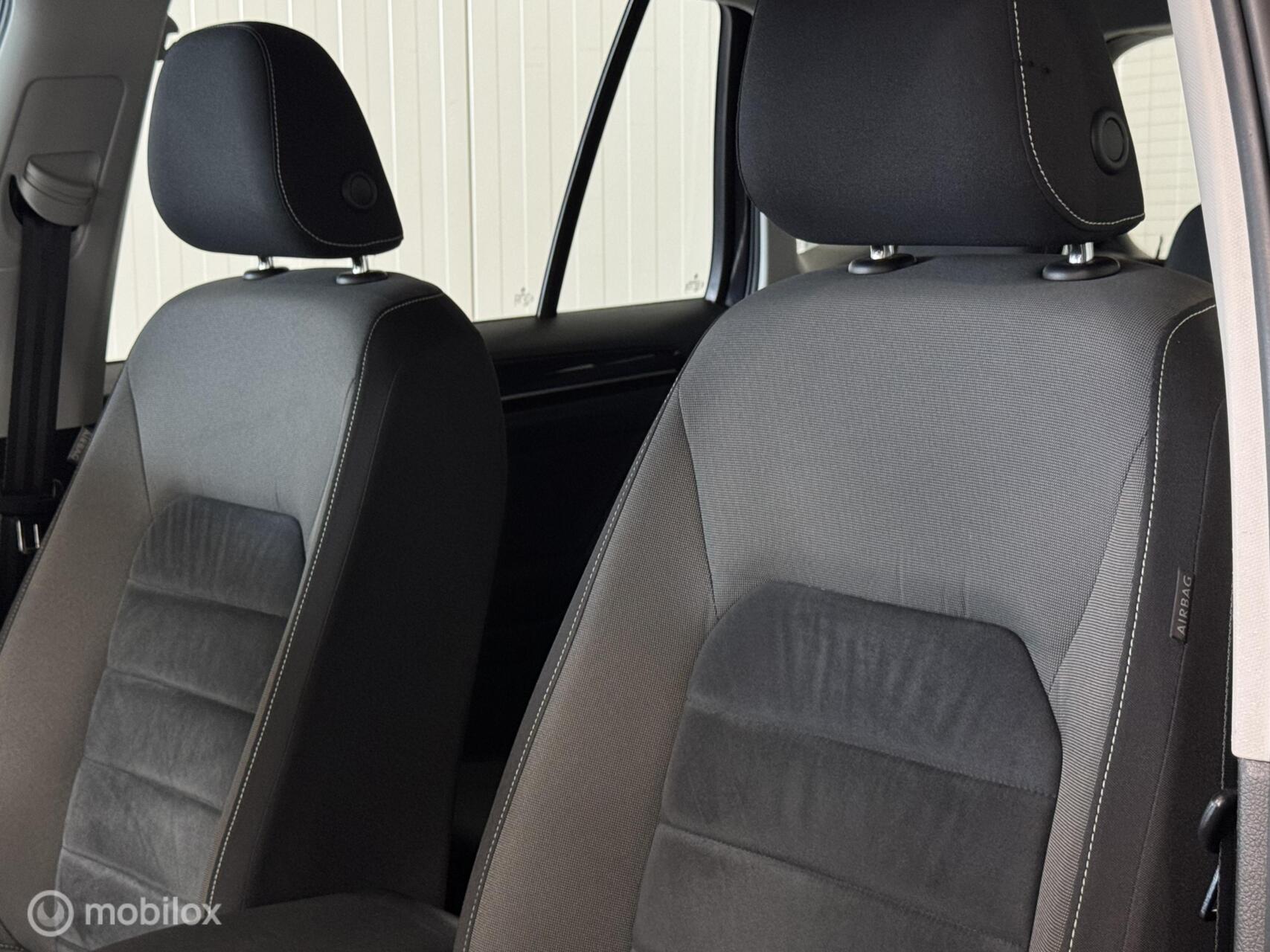 Foto van Volkswagen Golf Sportsvan