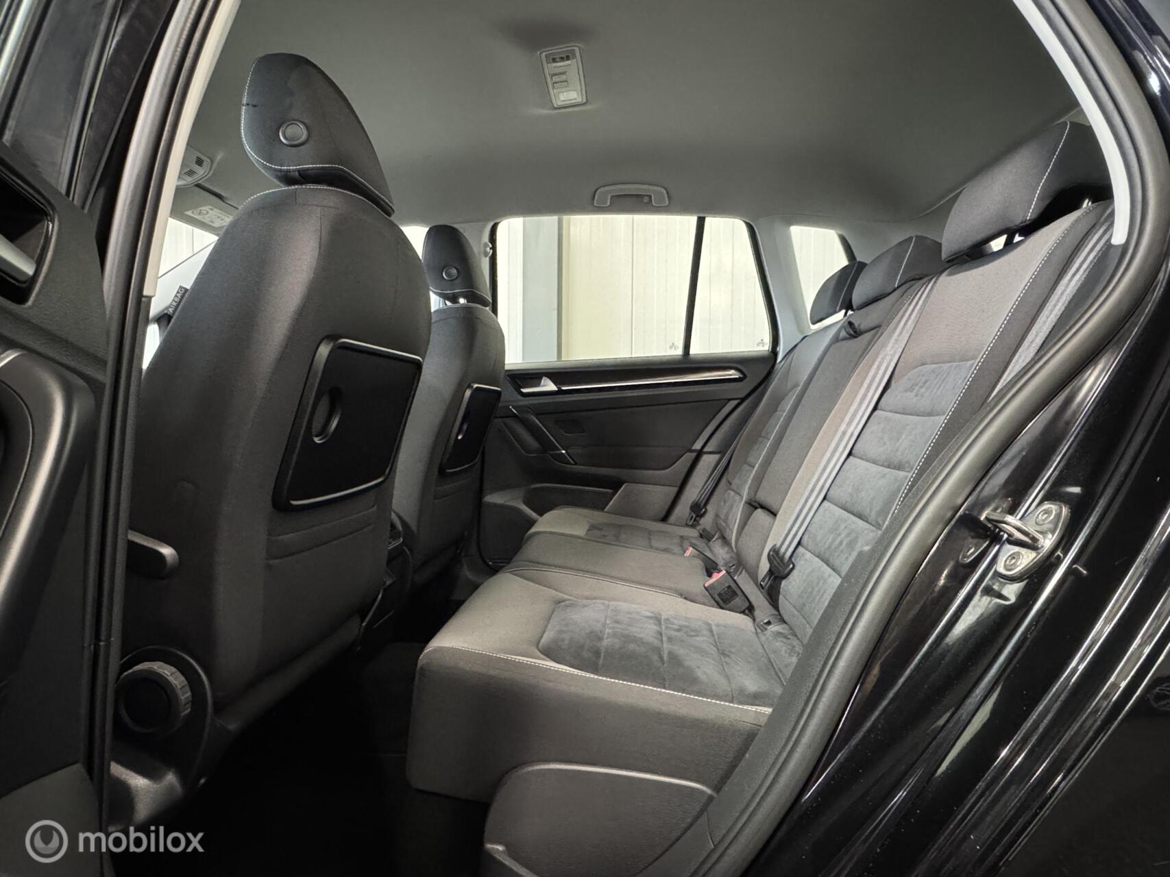 Foto van Volkswagen Golf Sportsvan