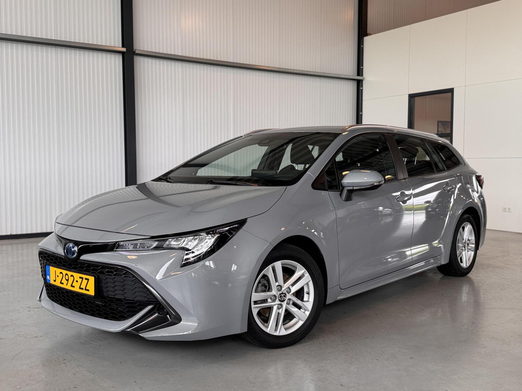 Toyota Toyota Corolla 1.8 Hybrid Business 2020 - voorkant