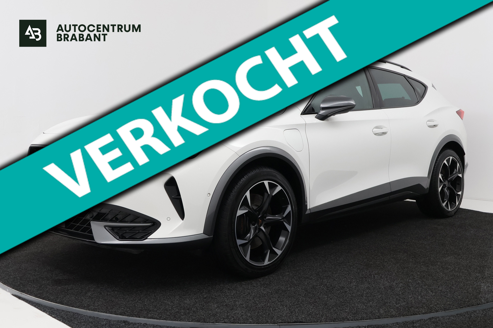 Cupra Formentor VZ E-hybrid 1.4 e-Hybrid VZ Copper Edition (PANORAMADAK, STOEL/STUUR VERWARMING, CAMERA, ELEKTR STOELEN, SENSOREN) 2021 - voorkant