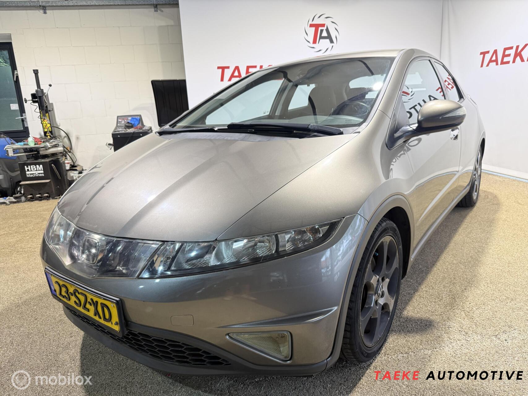 Honda Civic 5dr 1.8 Sport AUT/AIRCO/CRUIS/PSENSOR/APK/NAP/1EIG 2006 - voorkant