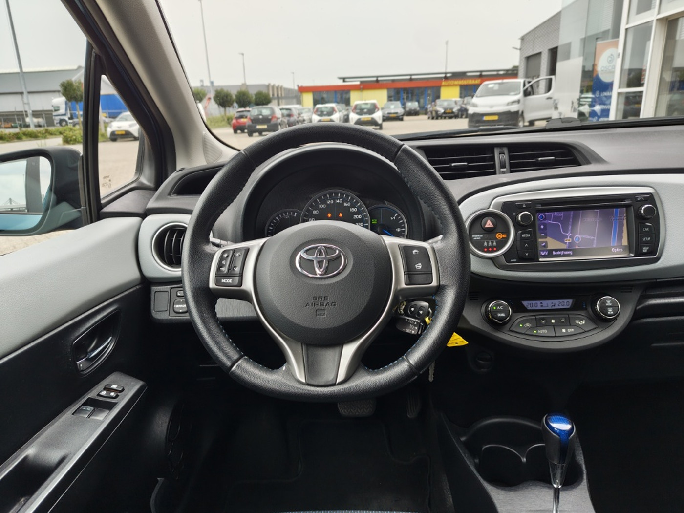 Foto van Toyota Toyota Yaris Hybrid