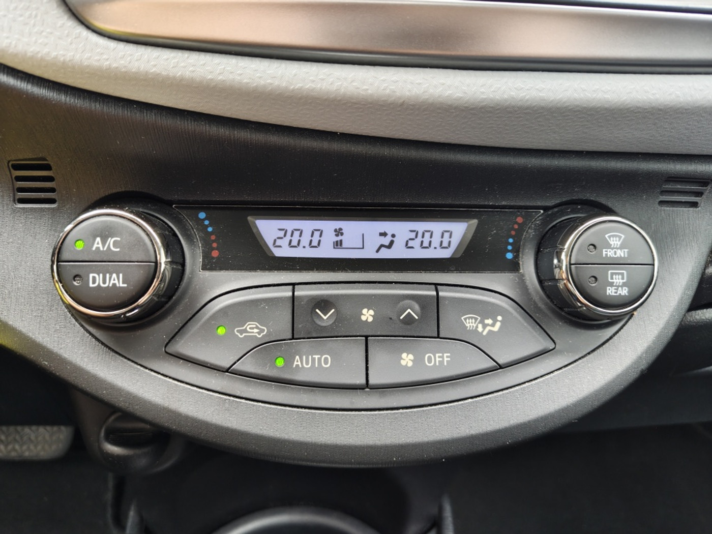 Foto van Toyota Toyota Yaris Hybrid