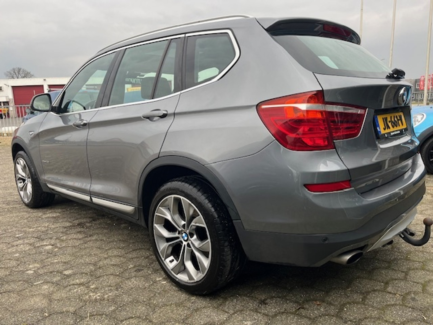 Foto van BMW X3 Xdrive20i