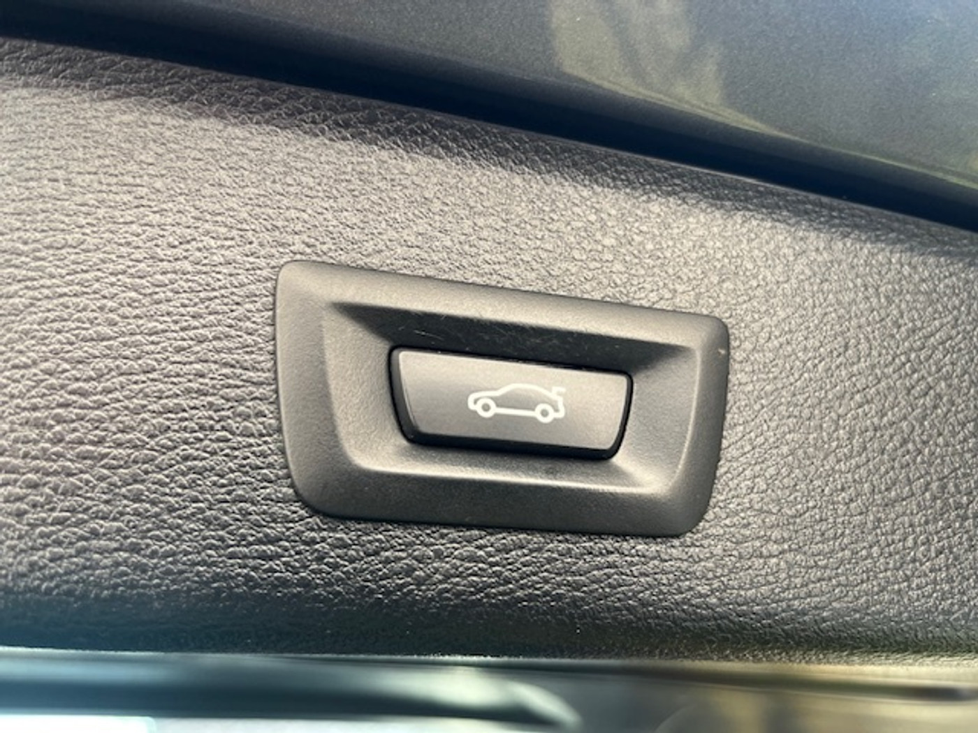 Foto van BMW X3 Xdrive20i