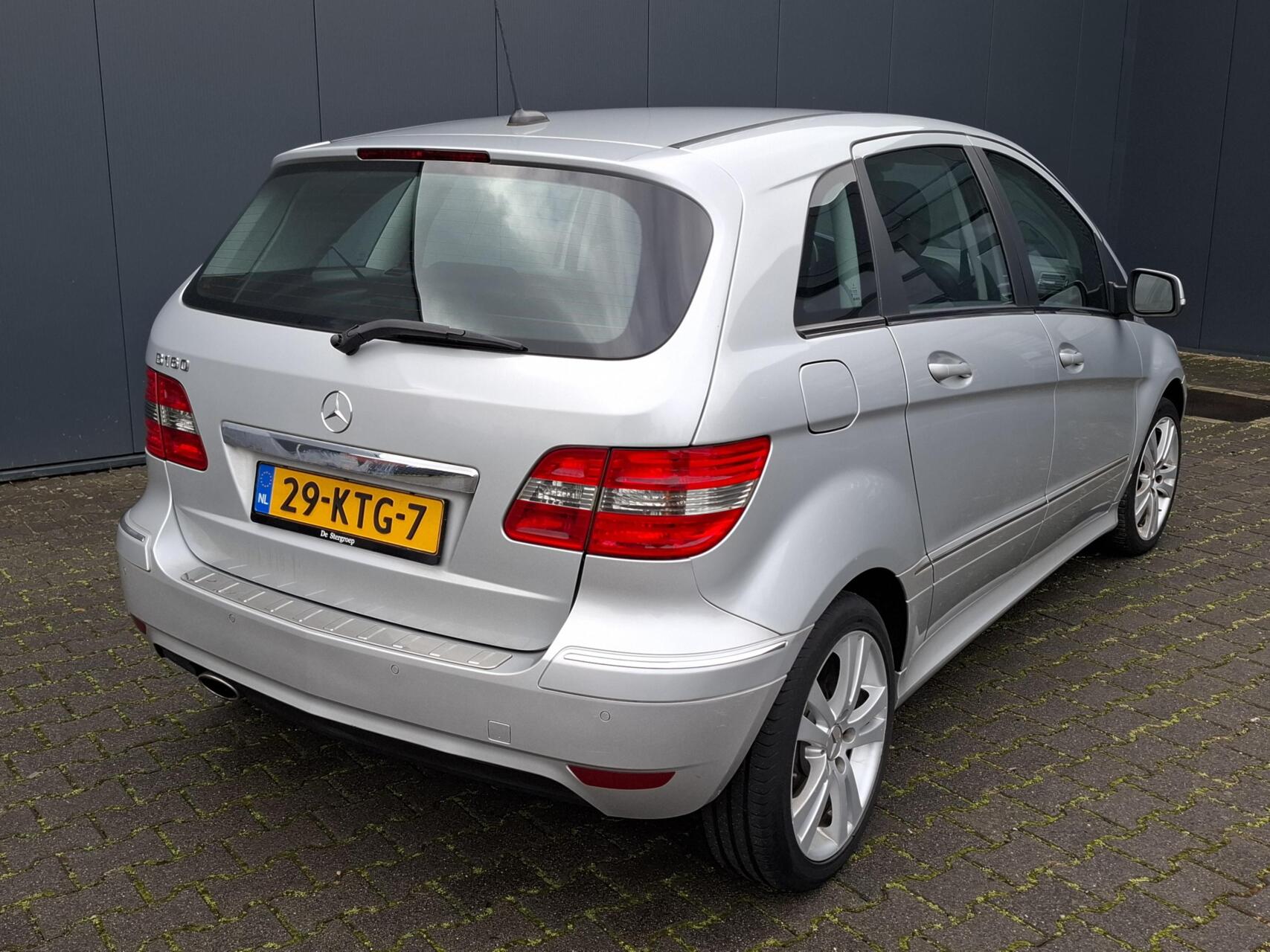 Foto van Mercedes-Benz B 160