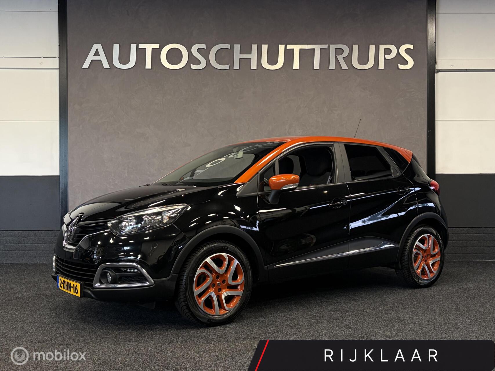 Renault Captur 0.9 TCe Dynamique AIRCO / NAVI-MULTIMEDIA-BT / LED / TREKHAAK / LMV / NAP / CRUISE.C 2013 - voorkant