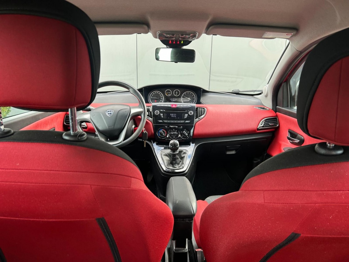 Foto van Lancia Ypsilon
