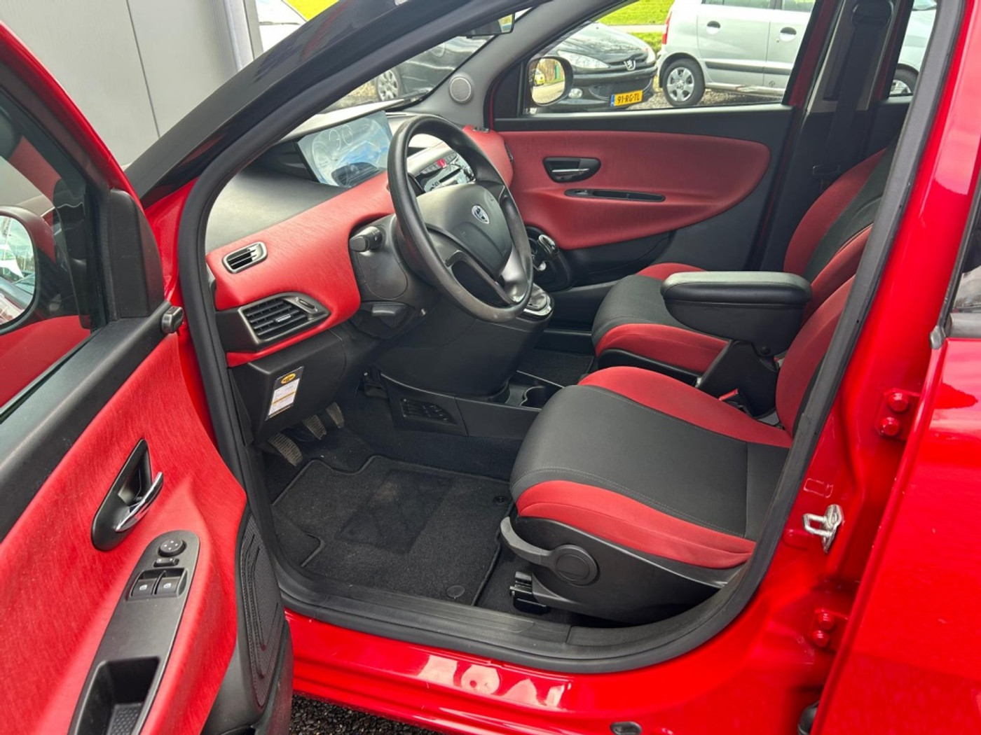 Foto van Lancia Ypsilon