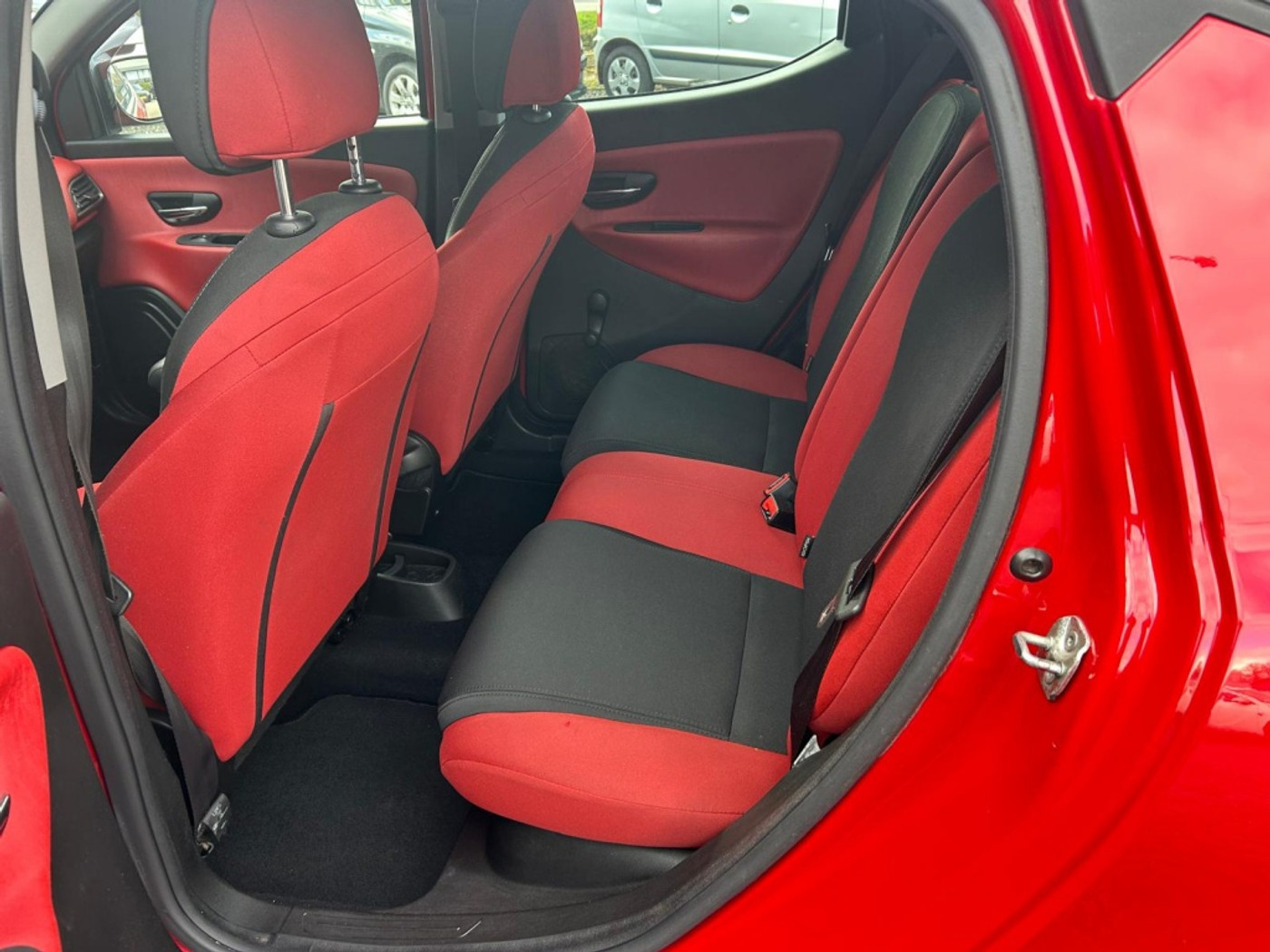 Foto van Lancia Ypsilon
