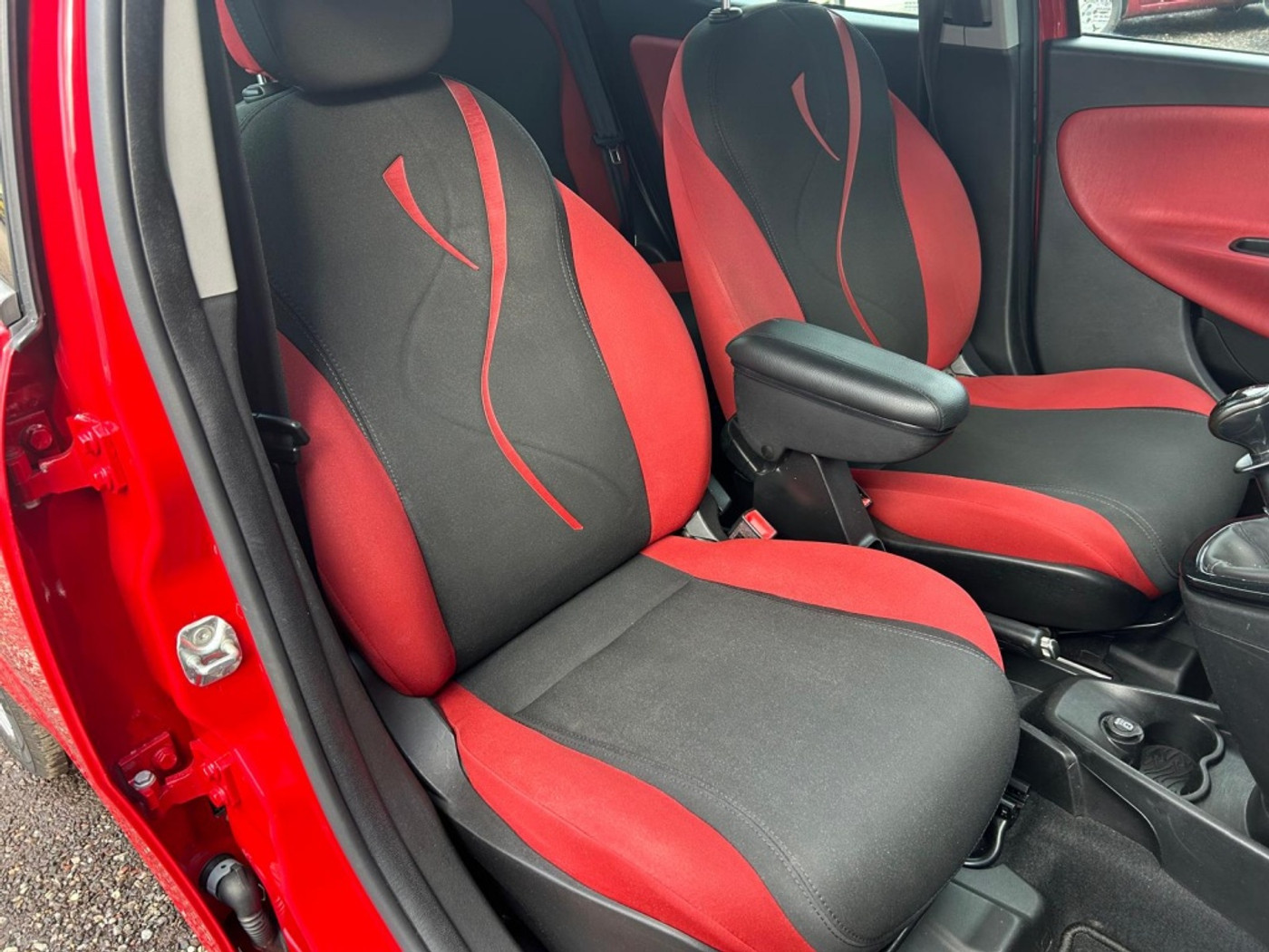 Foto van Lancia Ypsilon