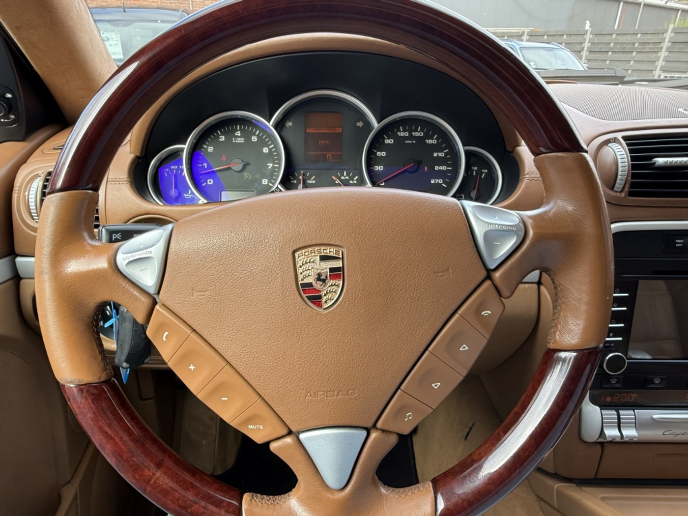 Foto van Porsche Cayenne GTS