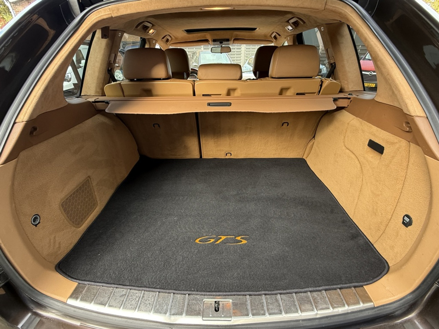 Foto van Porsche Cayenne GTS