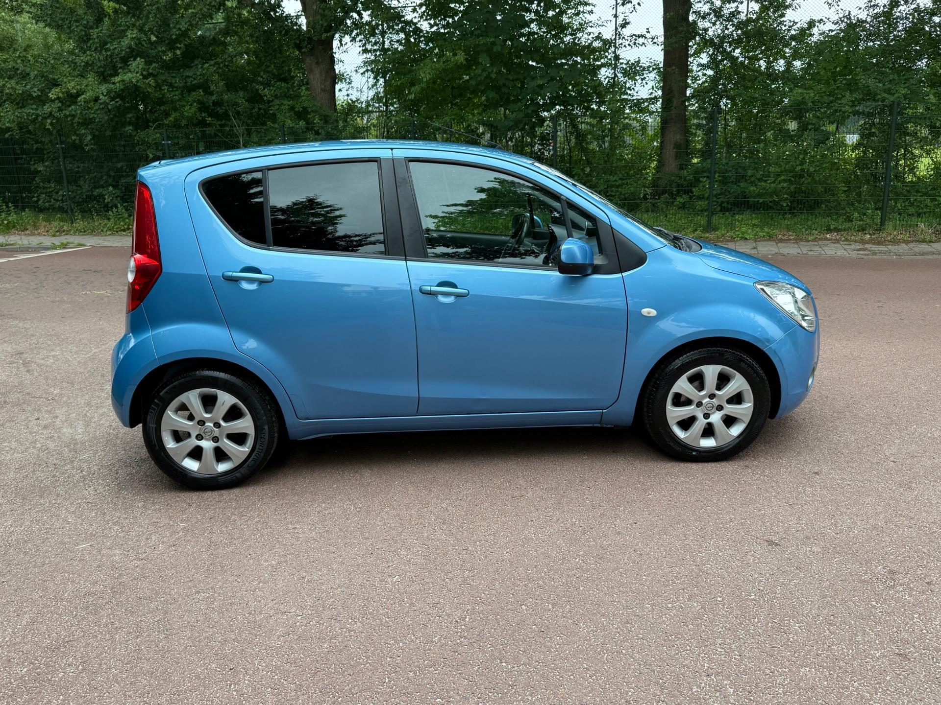 Foto van Opel Agila