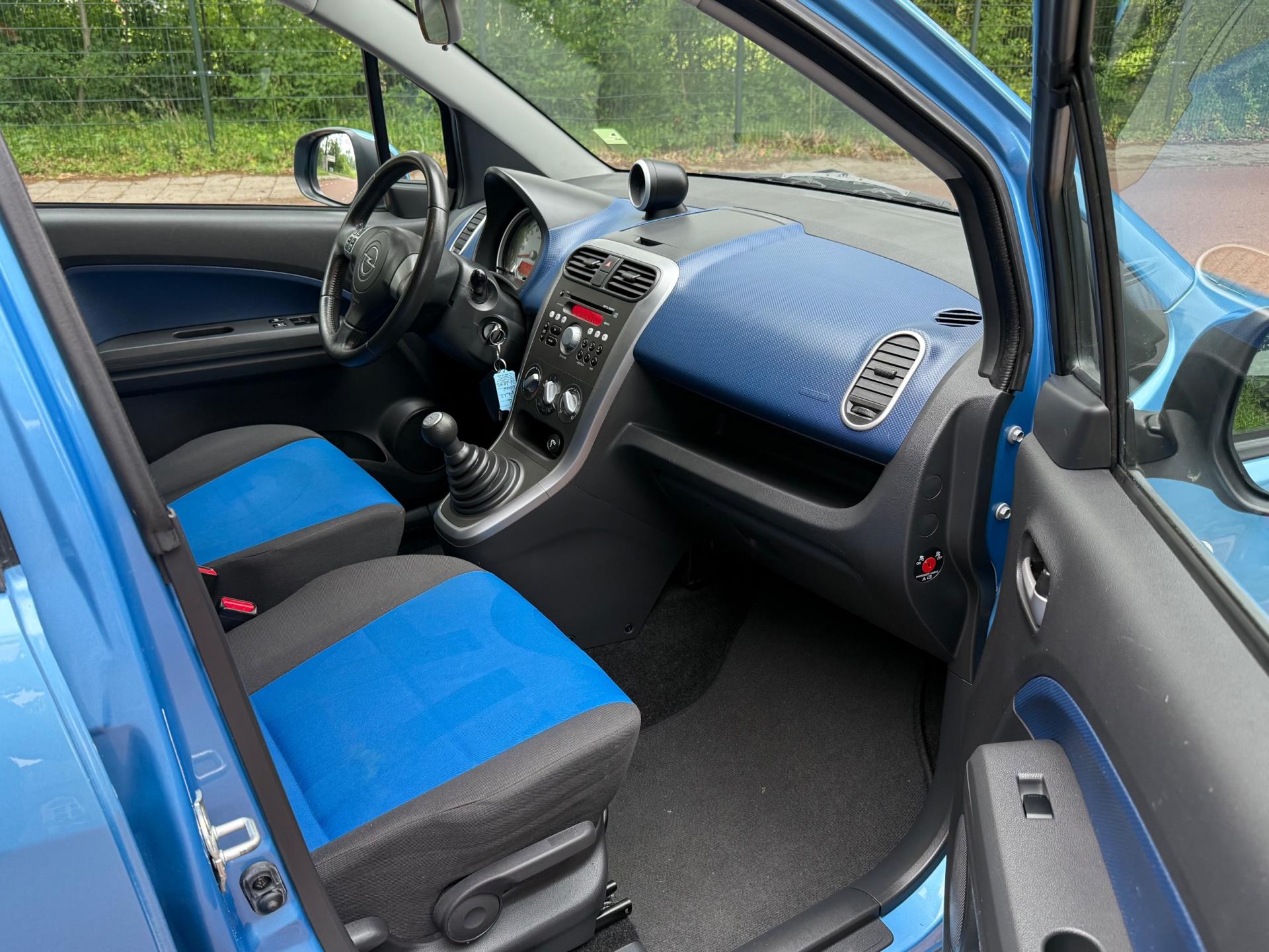 Foto van Opel Agila