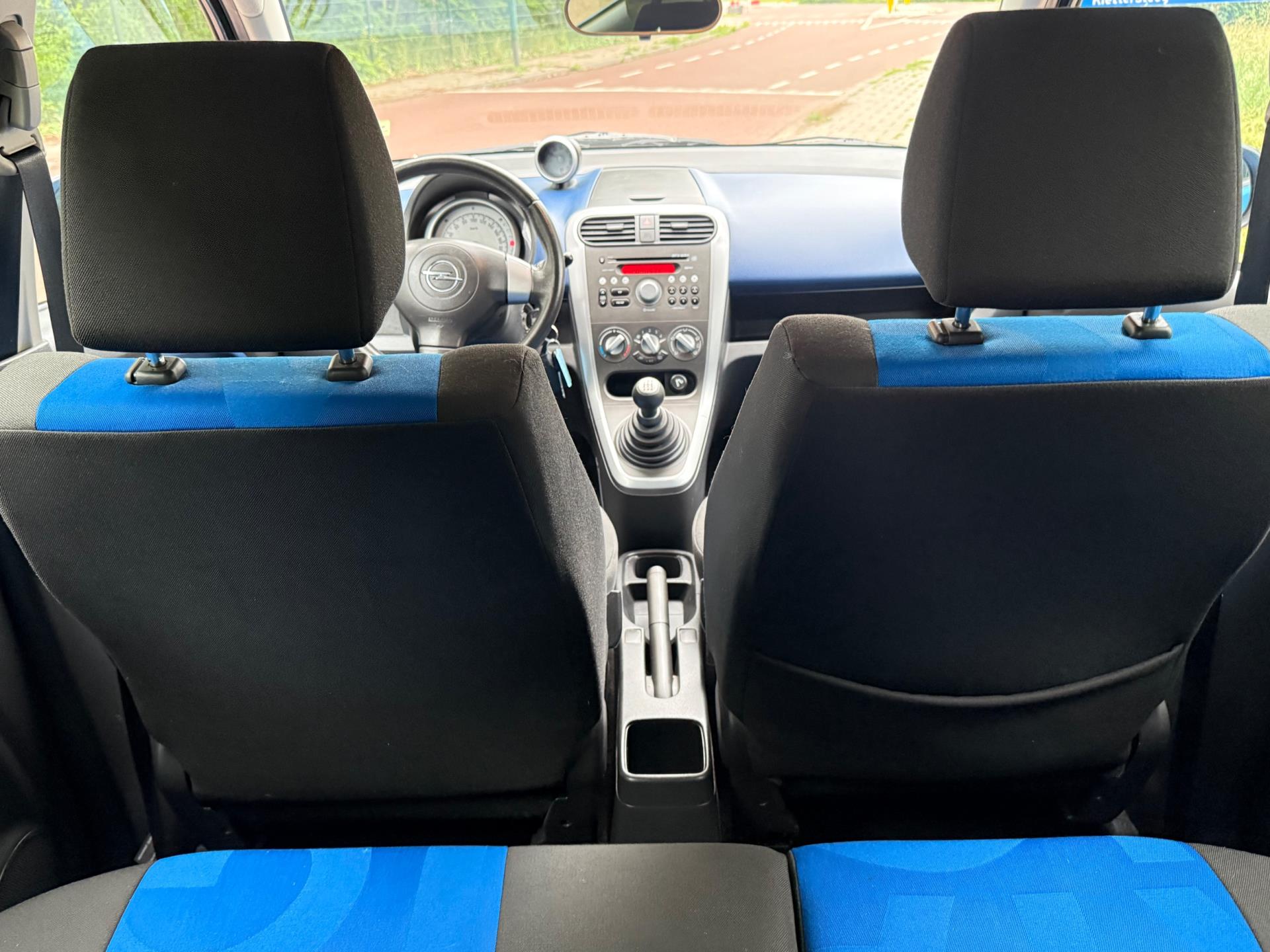 Foto van Opel Agila