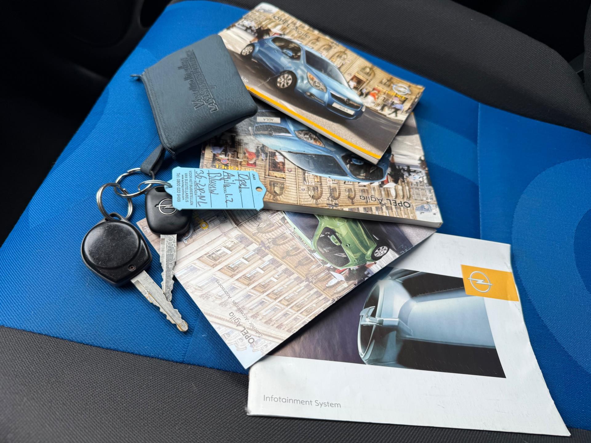 Foto van Opel Agila