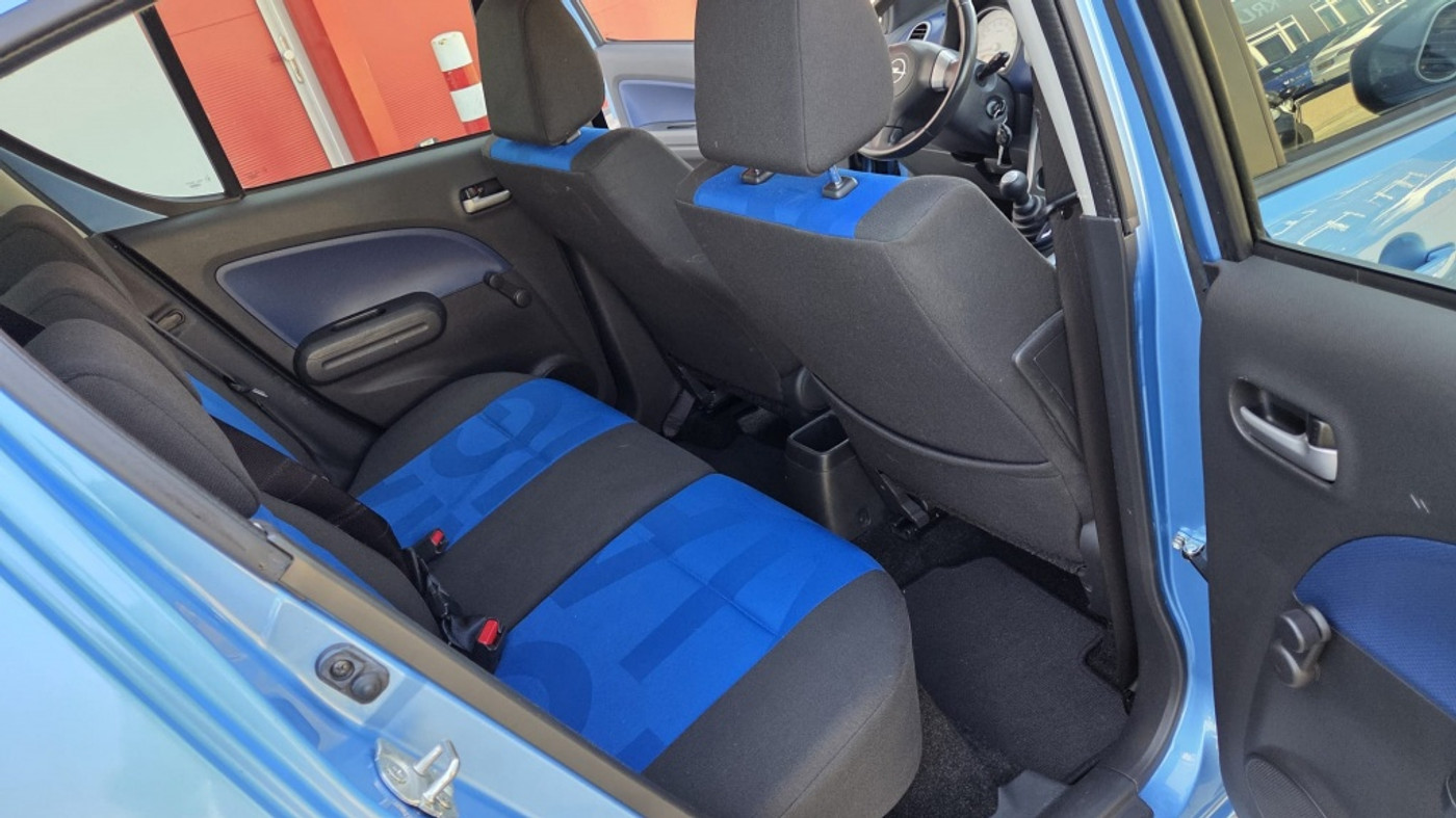 Foto van Opel Agila