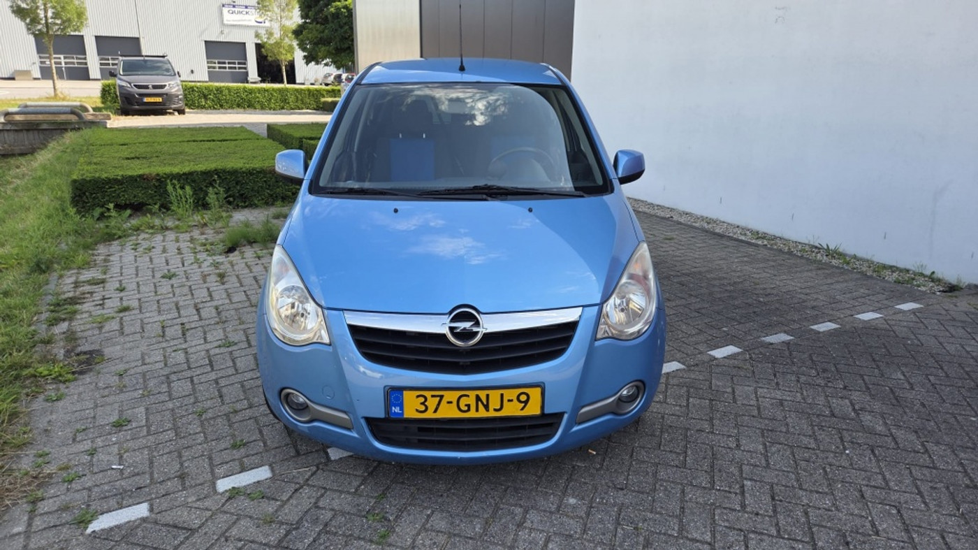 Foto van Opel Agila