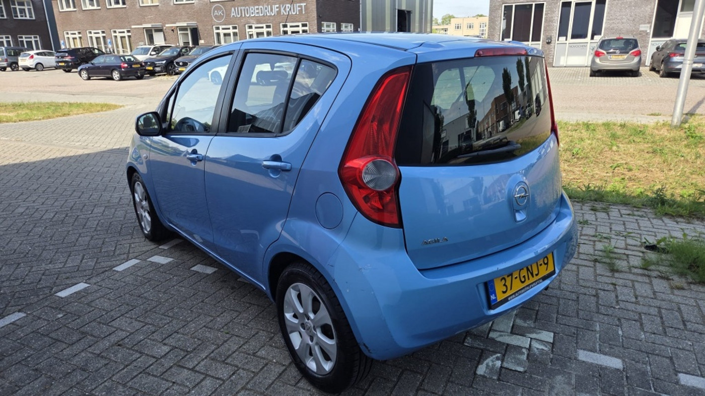 Foto van Opel Agila