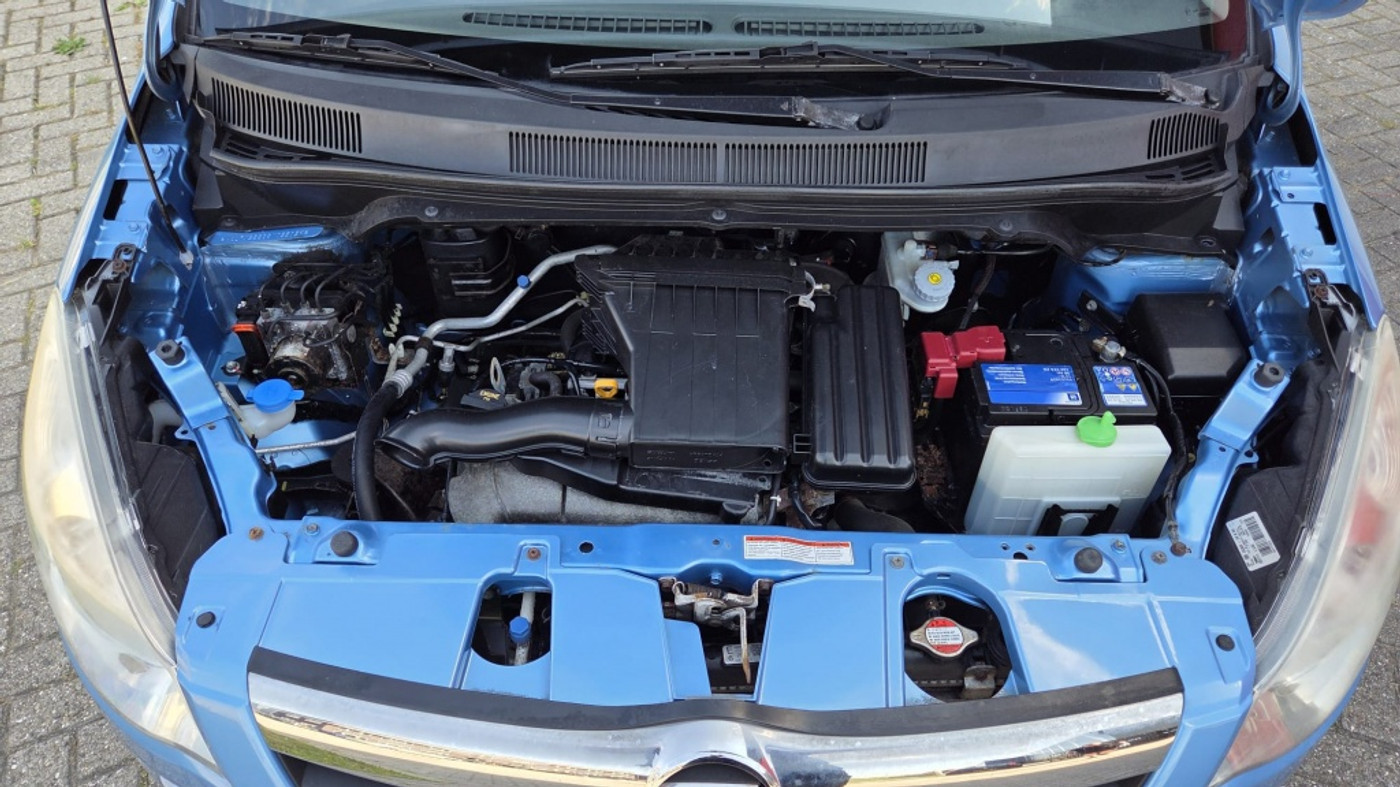 Foto van Opel Agila