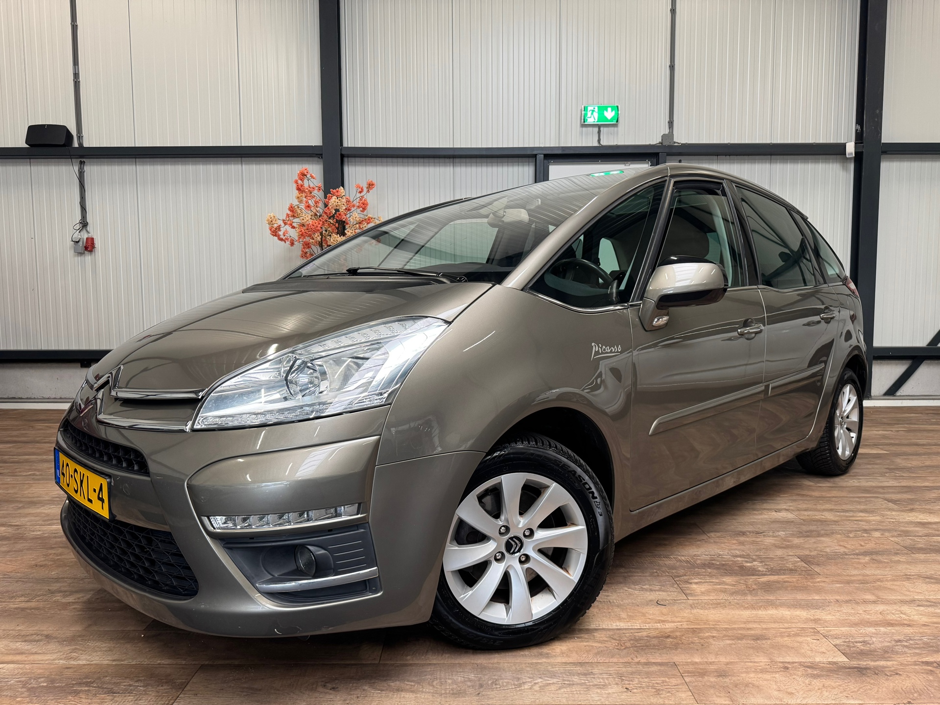 Citroen C4 Picasso 1.6 THP Selection EGS Automaat / CRUISE / CLIMA / NAVI / PANO / 2011 - voorkant