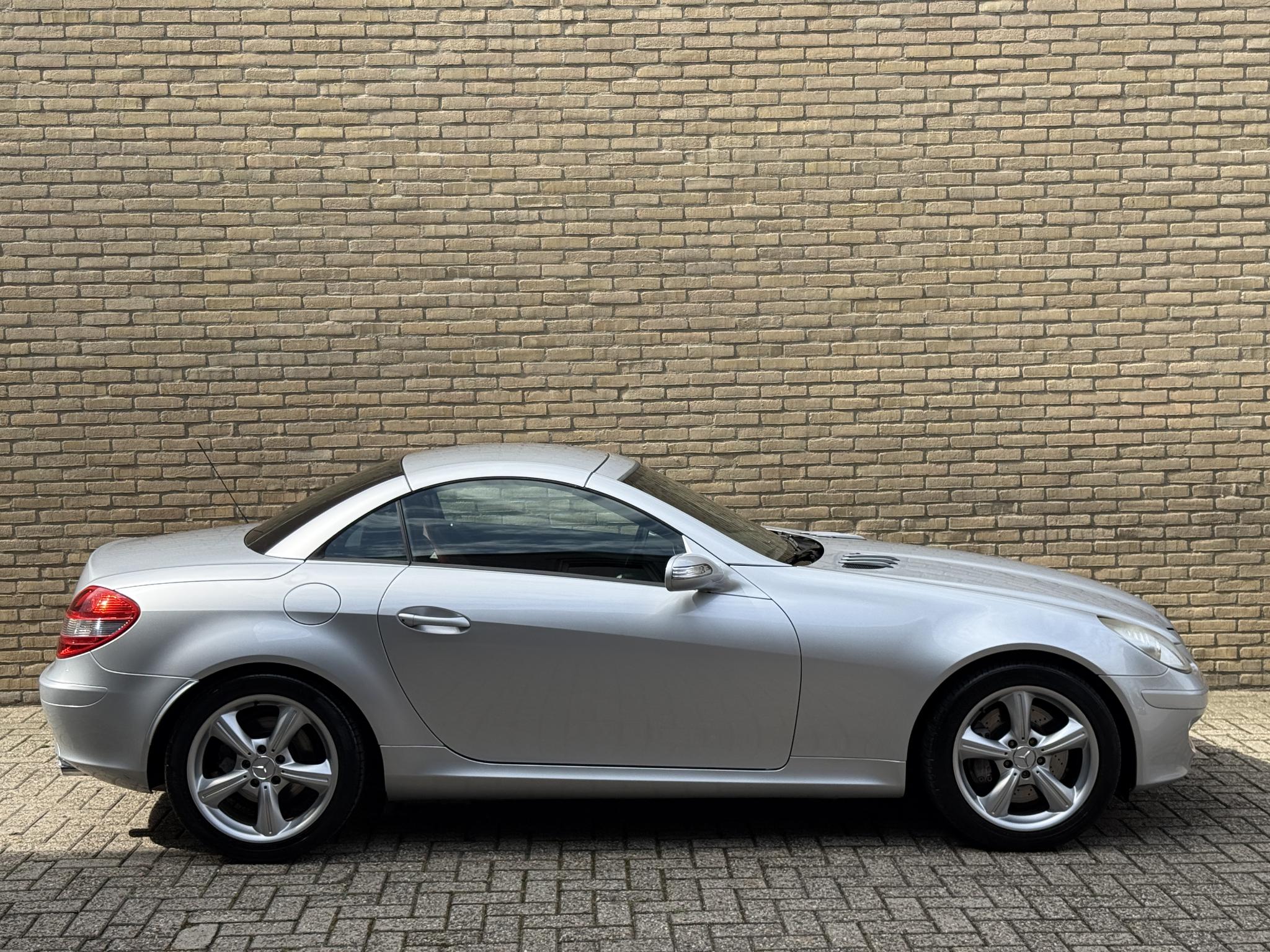Foto van Mercedes-Benz SLK 350