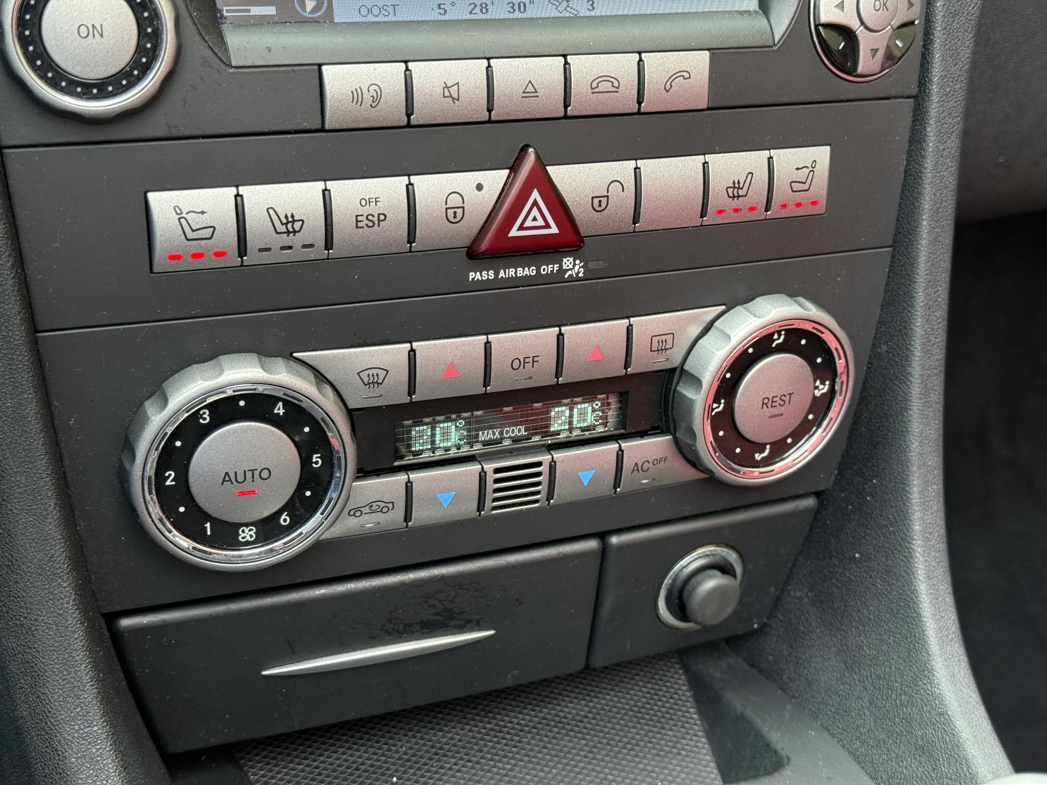 Foto van Mercedes-Benz SLK 350