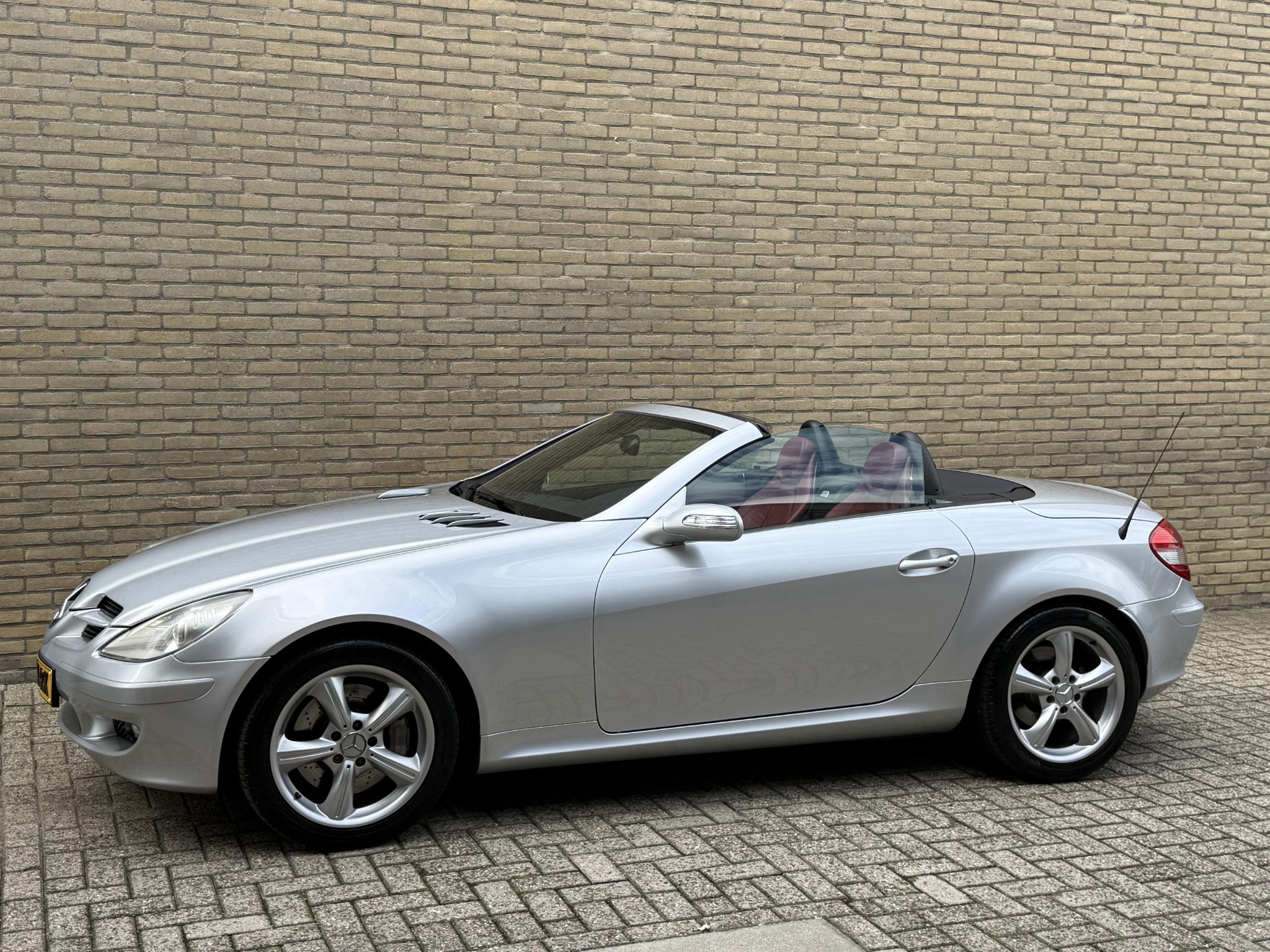 Foto van Mercedes-Benz SLK 350