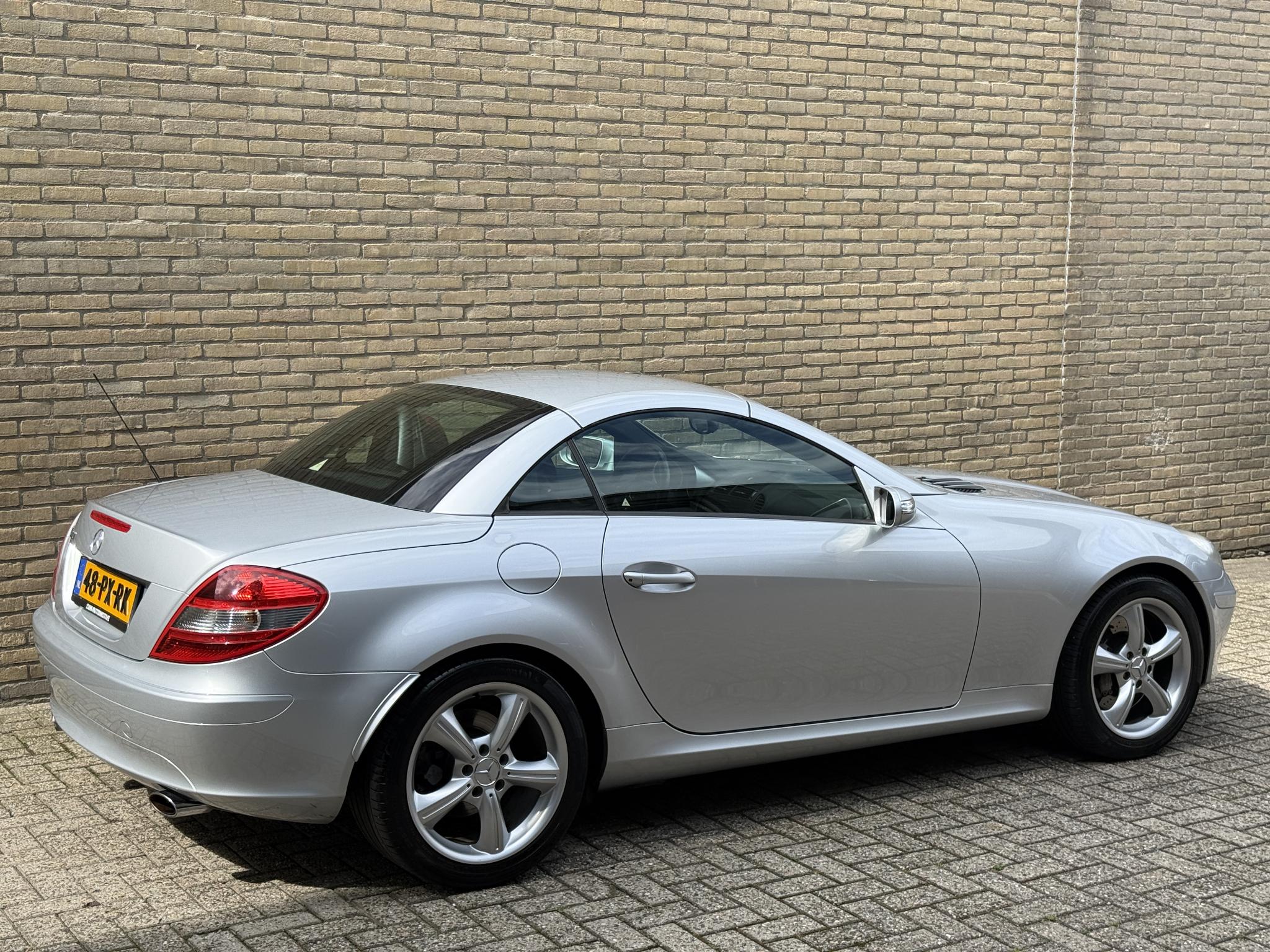 Foto van Mercedes-Benz SLK 350