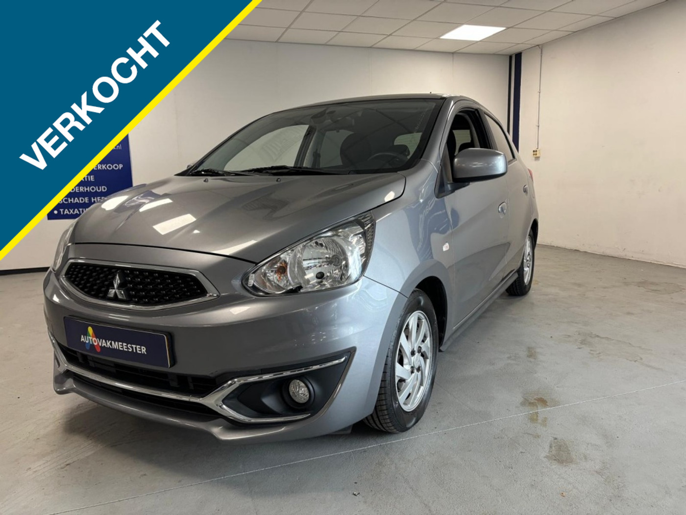 Mitsubishi Mitsubishi Space Star 1.0 Intense LAGE KM 2019 - voorkant