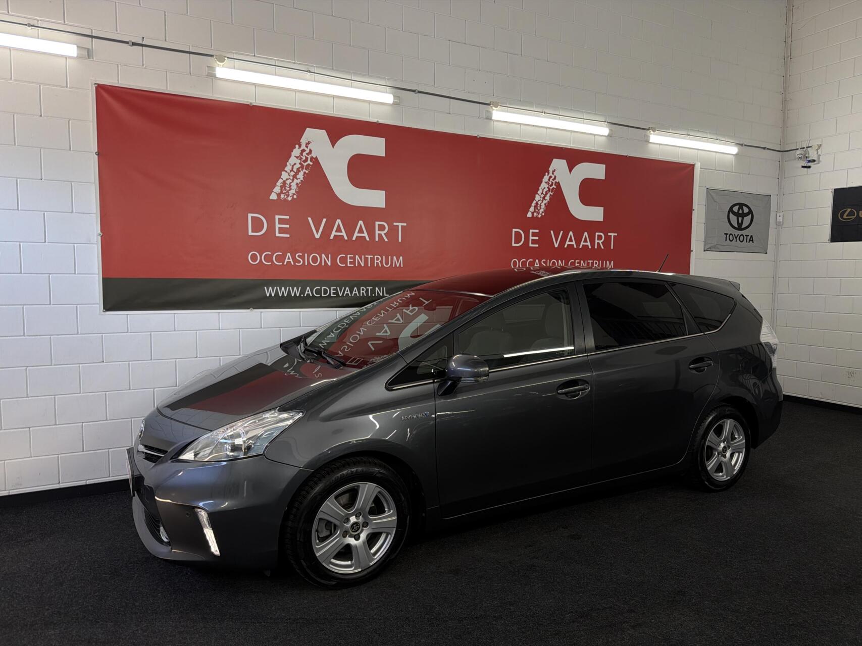 Toyota Toyota Prius Plus 1.8 Aspiration - NAVI/PANODAK/CAMERA/NAP 2014 - voorkant