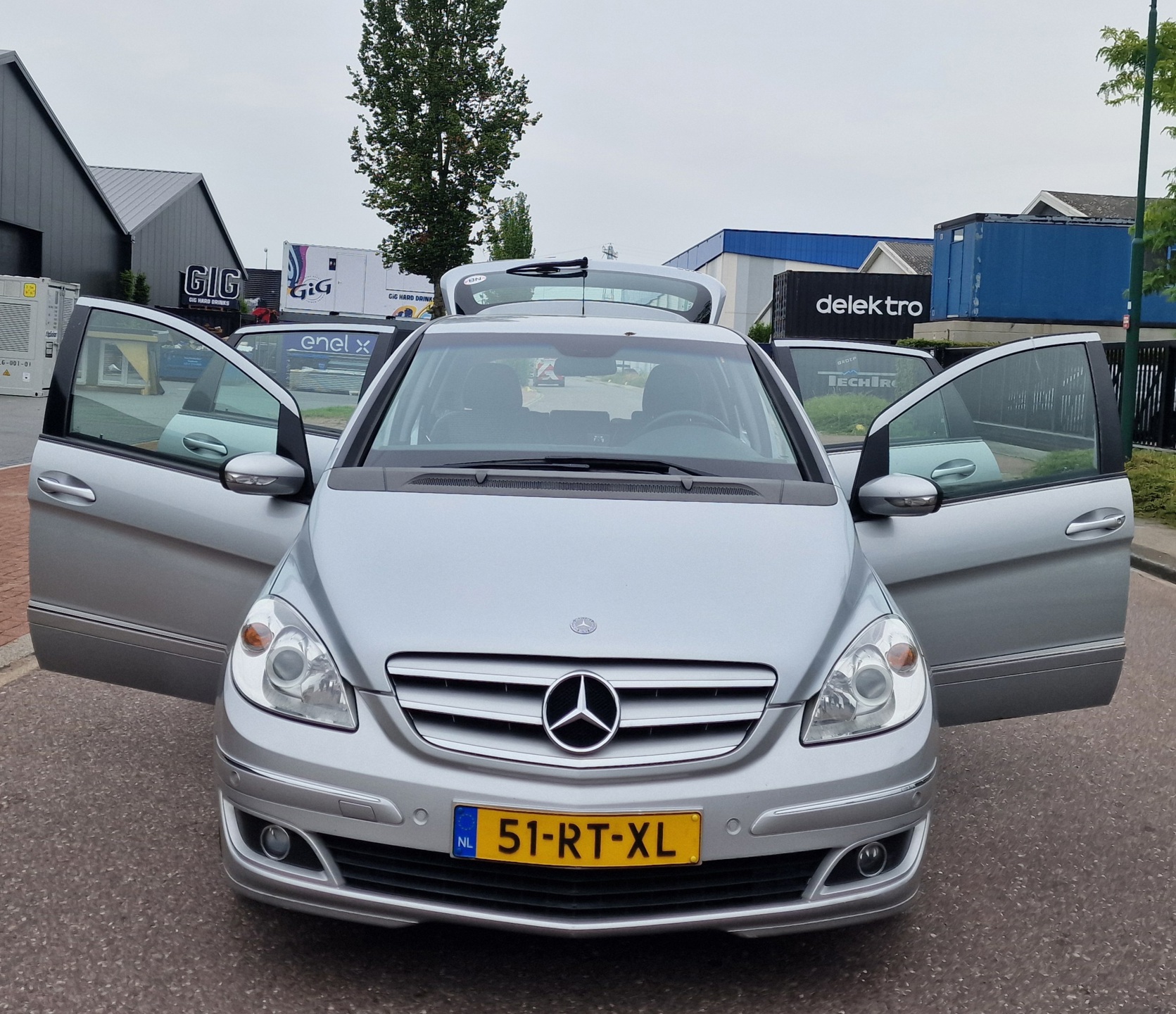 Foto van Mercedes-Benz B 170