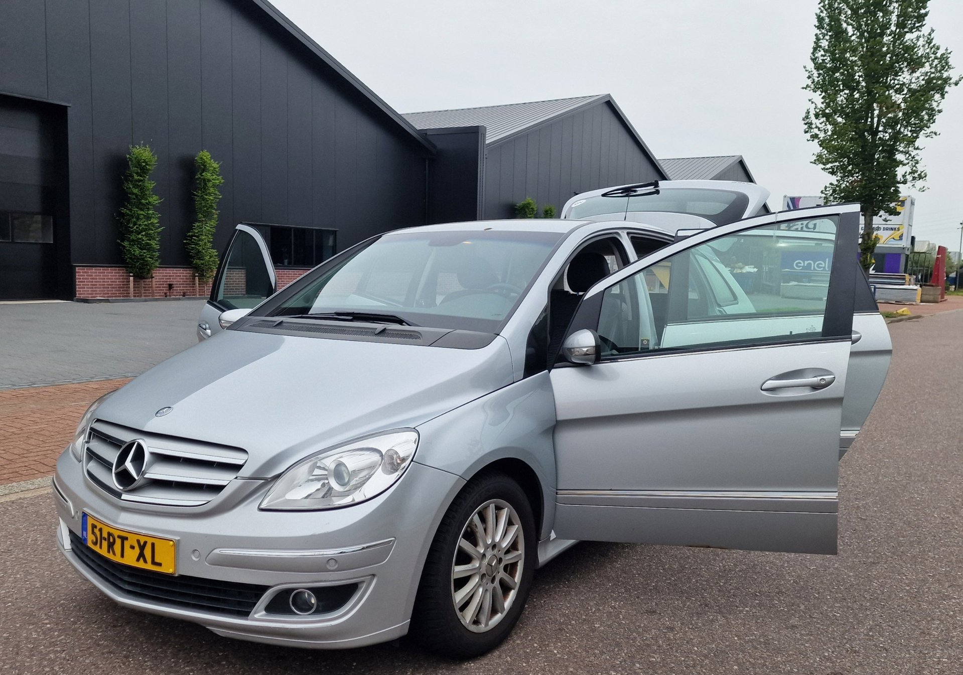 Foto van Mercedes-Benz B 170